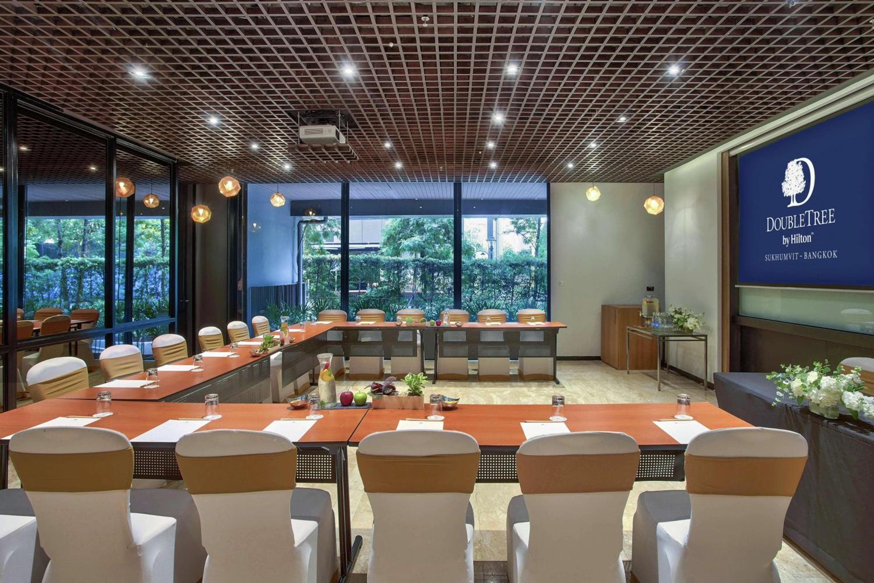 DoubleTree by Hilton Sukhumvit Bangkok — 23
