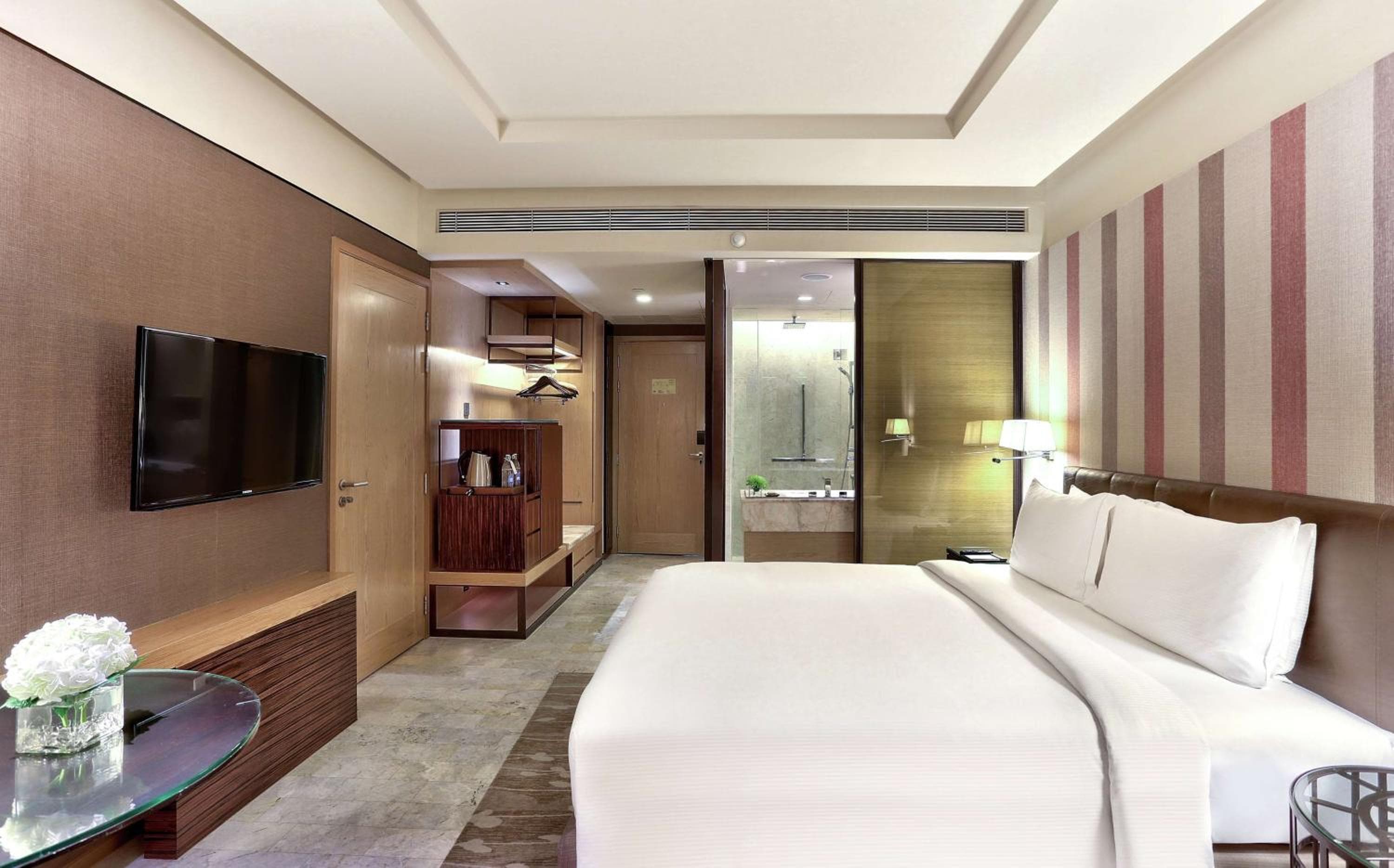 DoubleTree by Hilton Sukhumvit Bangkok — 26