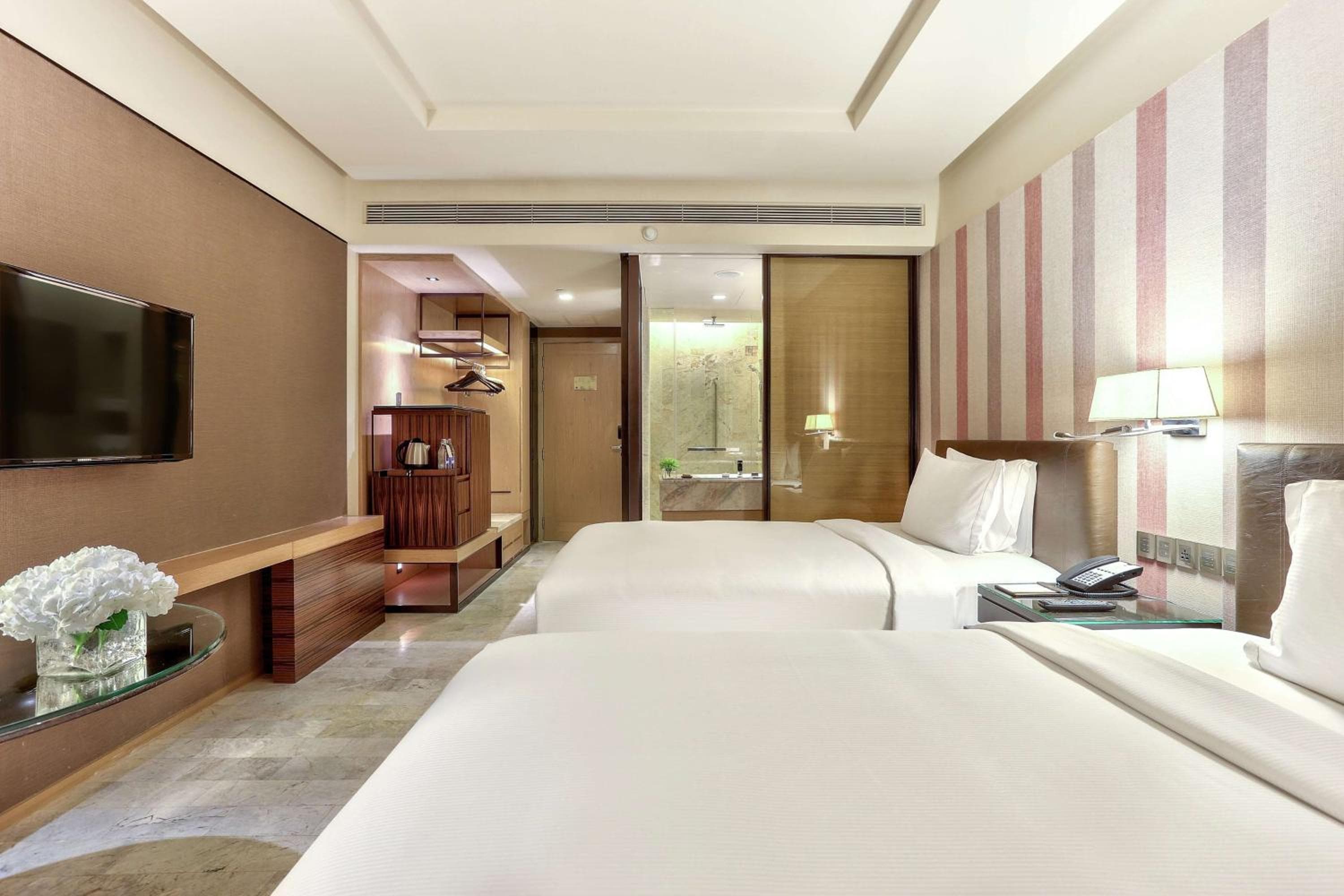 DoubleTree by Hilton Sukhumvit Bangkok — 29