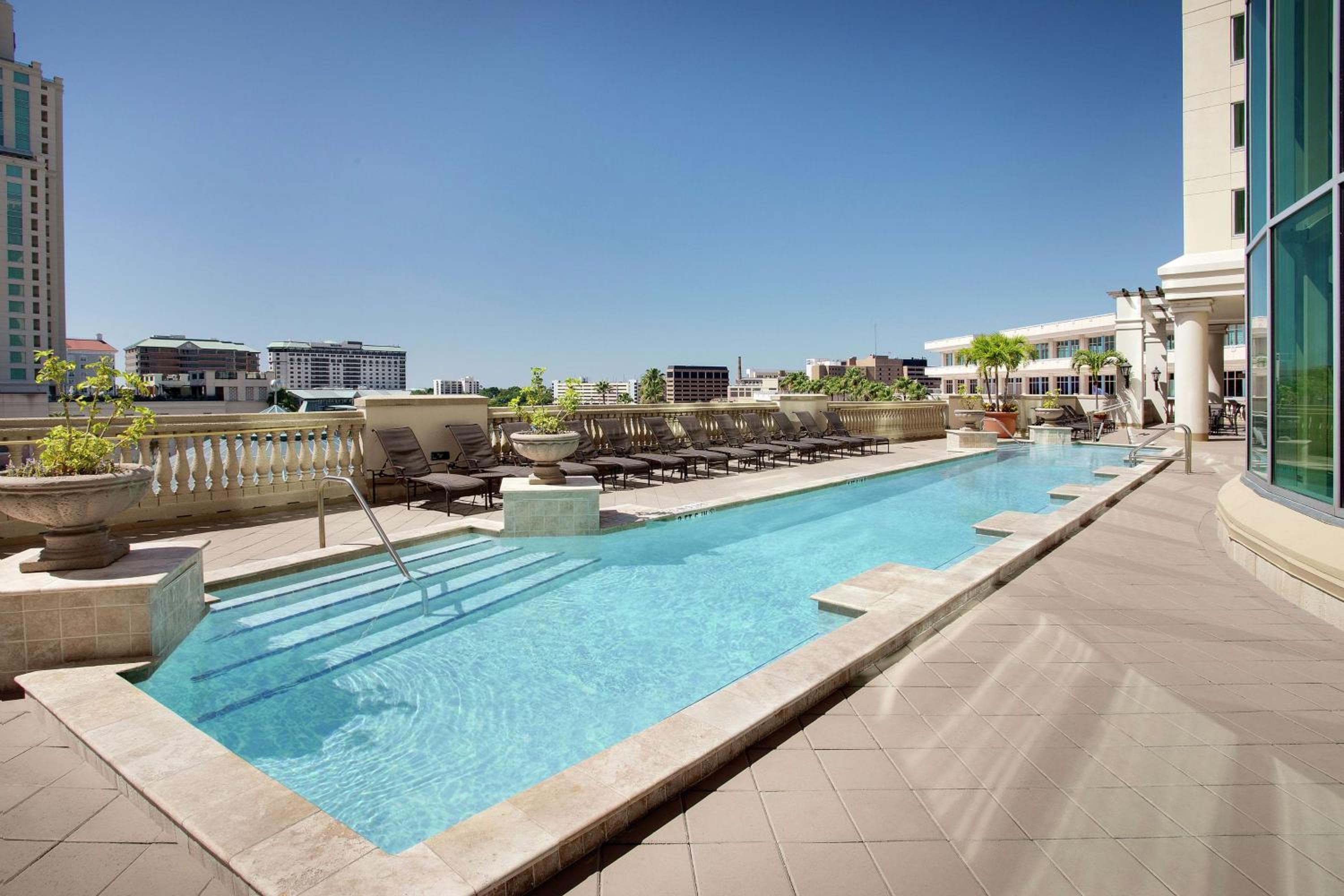Embassy Suites by Hilton Tampa Downtown Convention Center — 16