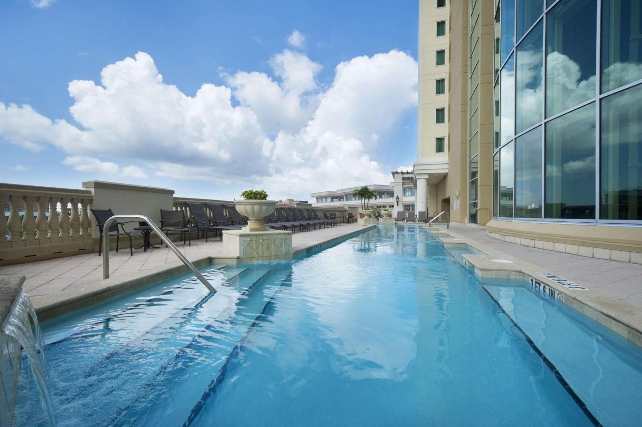 Embassy Suites by Hilton Tampa Downtown Convention Center — 18
