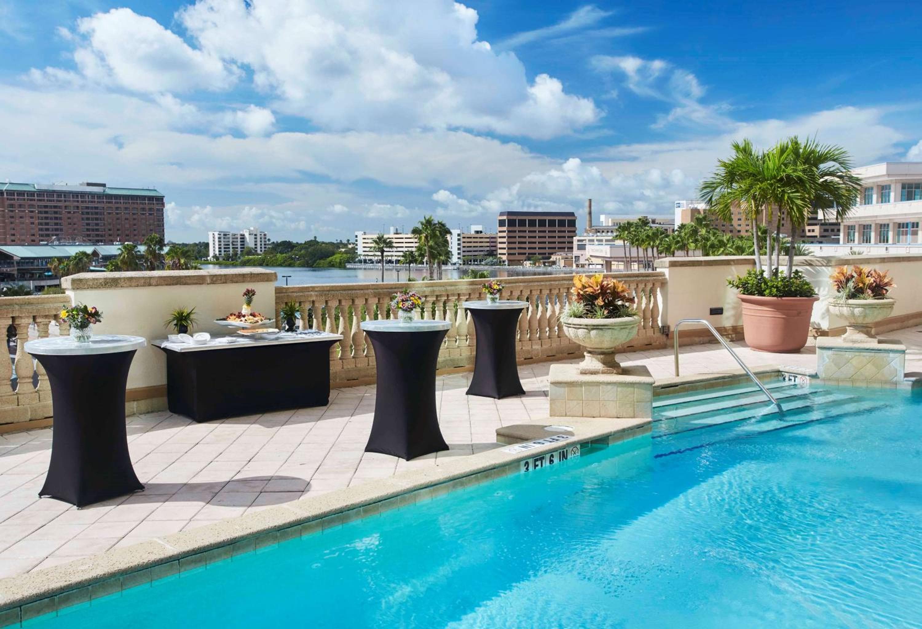 Embassy Suites by Hilton Tampa Downtown Convention Center — 19