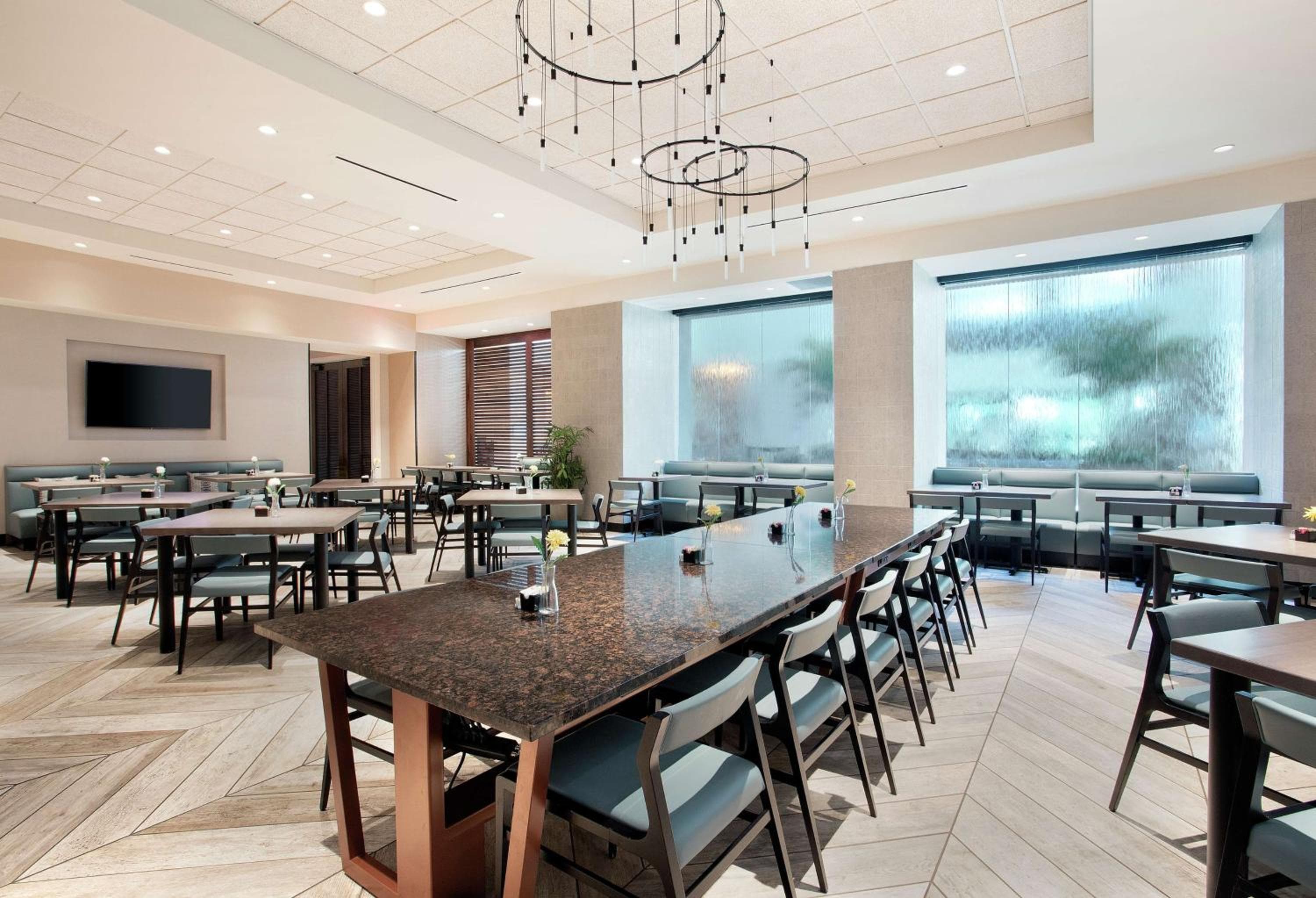 Embassy Suites by Hilton Tampa Downtown Convention Center — 23