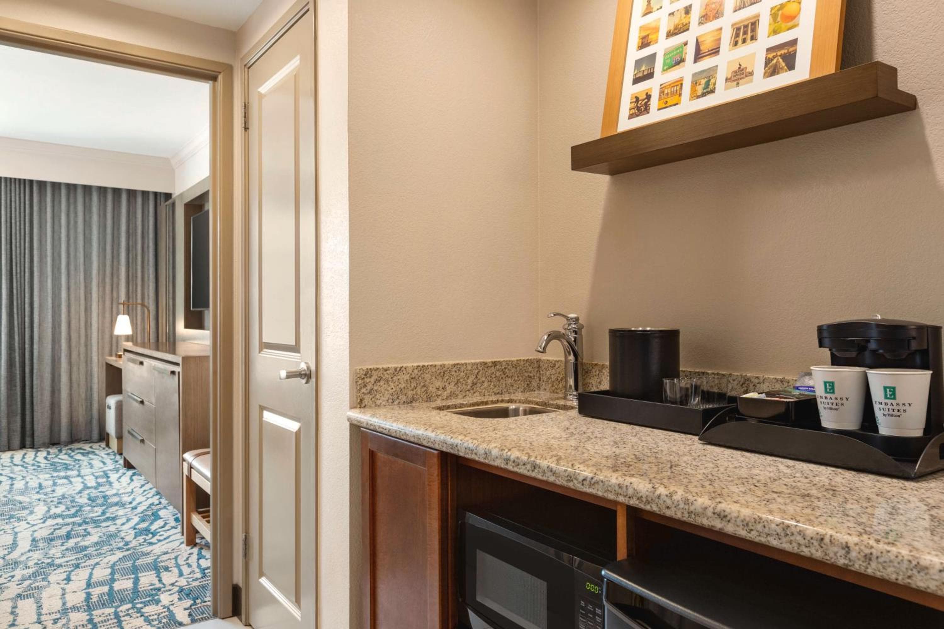 Embassy Suites by Hilton Tampa Downtown Convention Center — 27