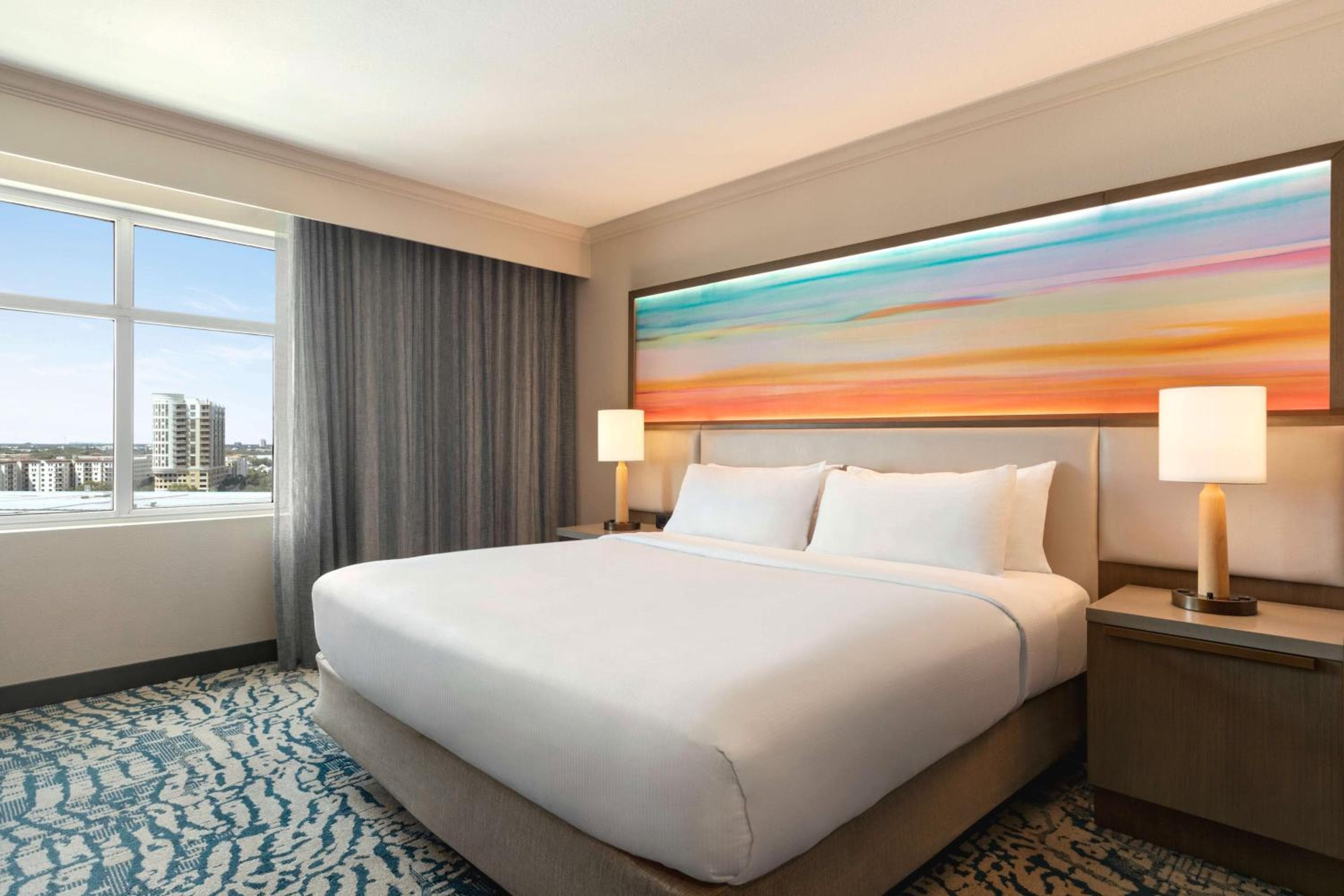 Embassy Suites by Hilton Tampa Downtown Convention Center — 17
