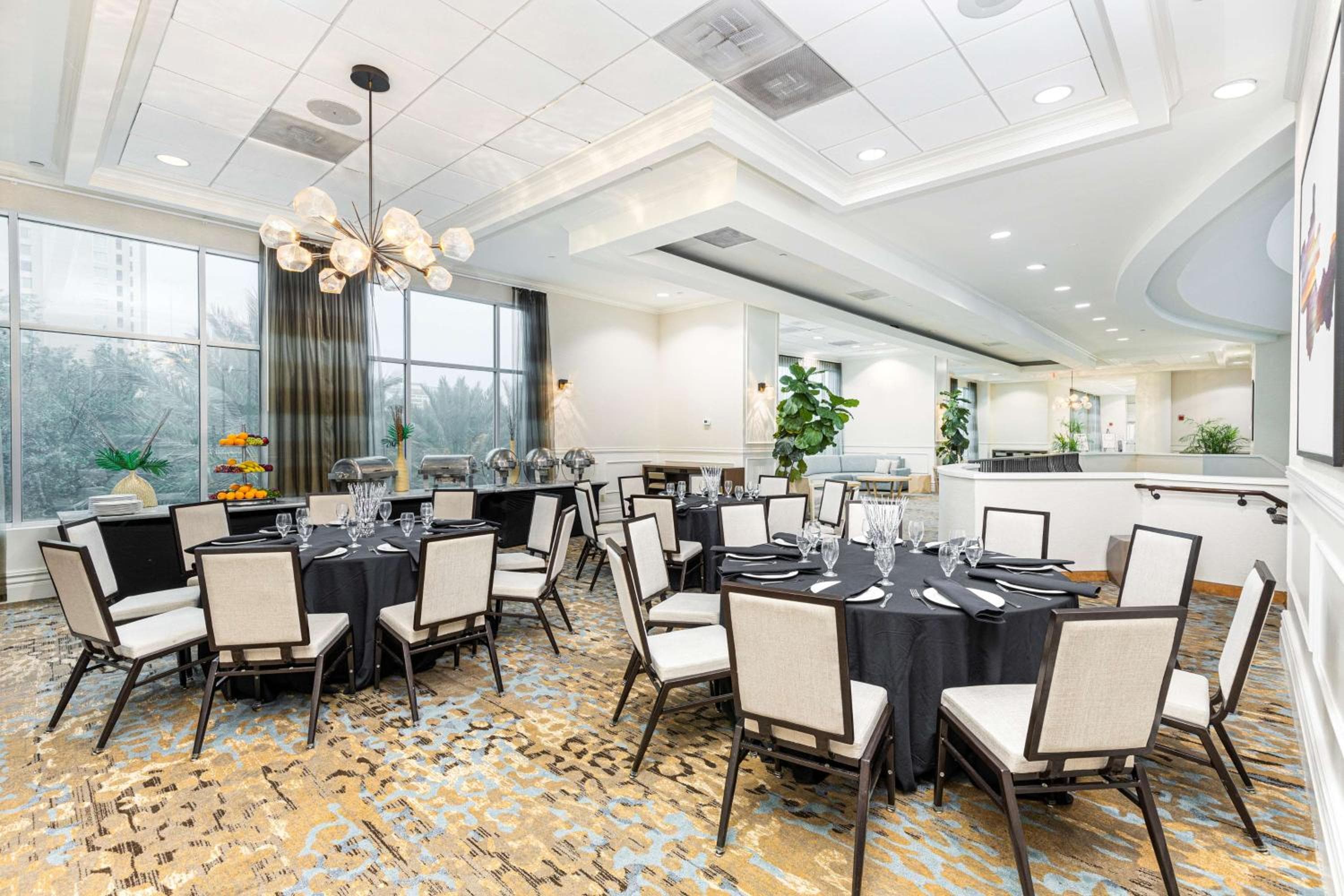 Embassy Suites by Hilton Tampa Downtown Convention Center — 19