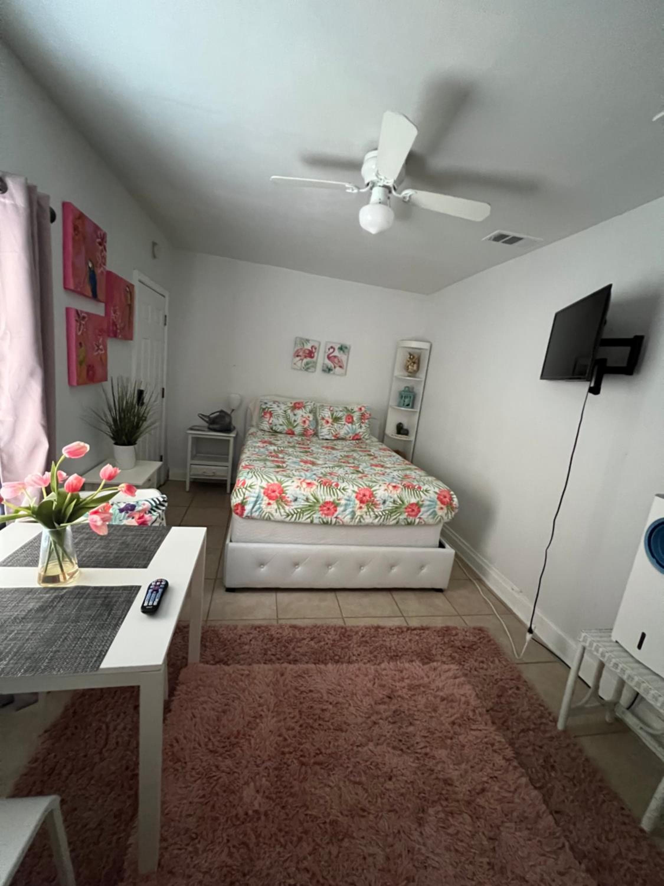Cozy studio conveniently — 7