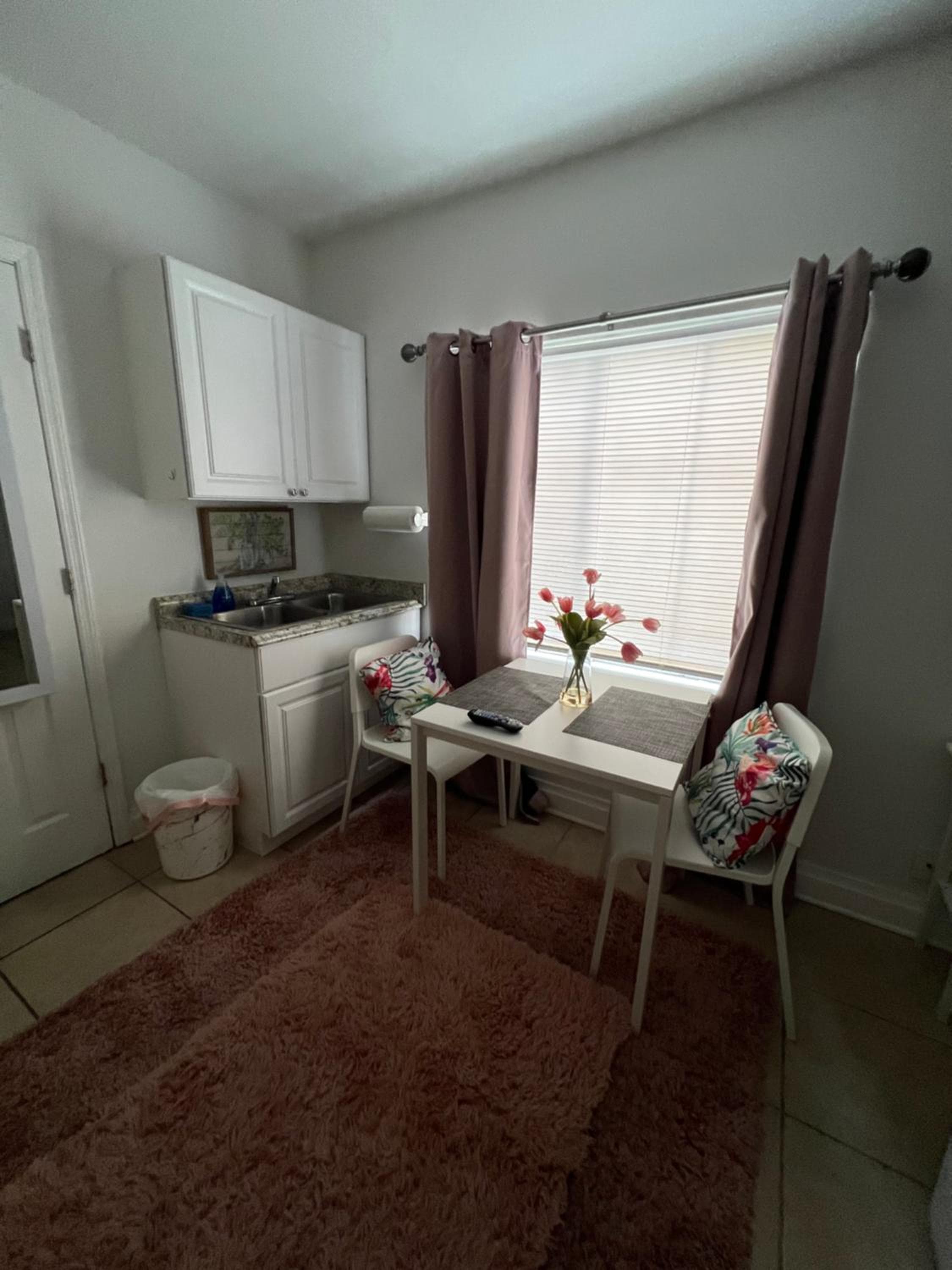 Cozy studio conveniently — 5