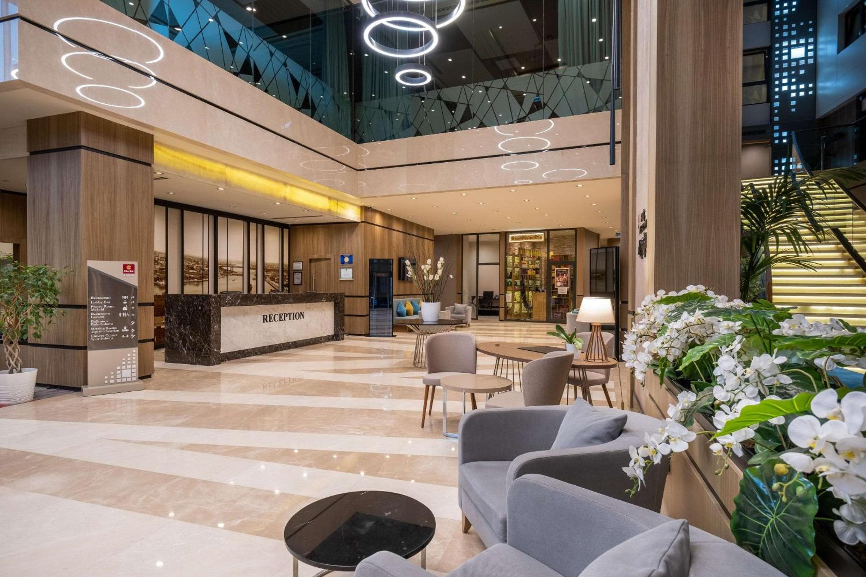 Clarion Hotel Cuerno de Oro — 3