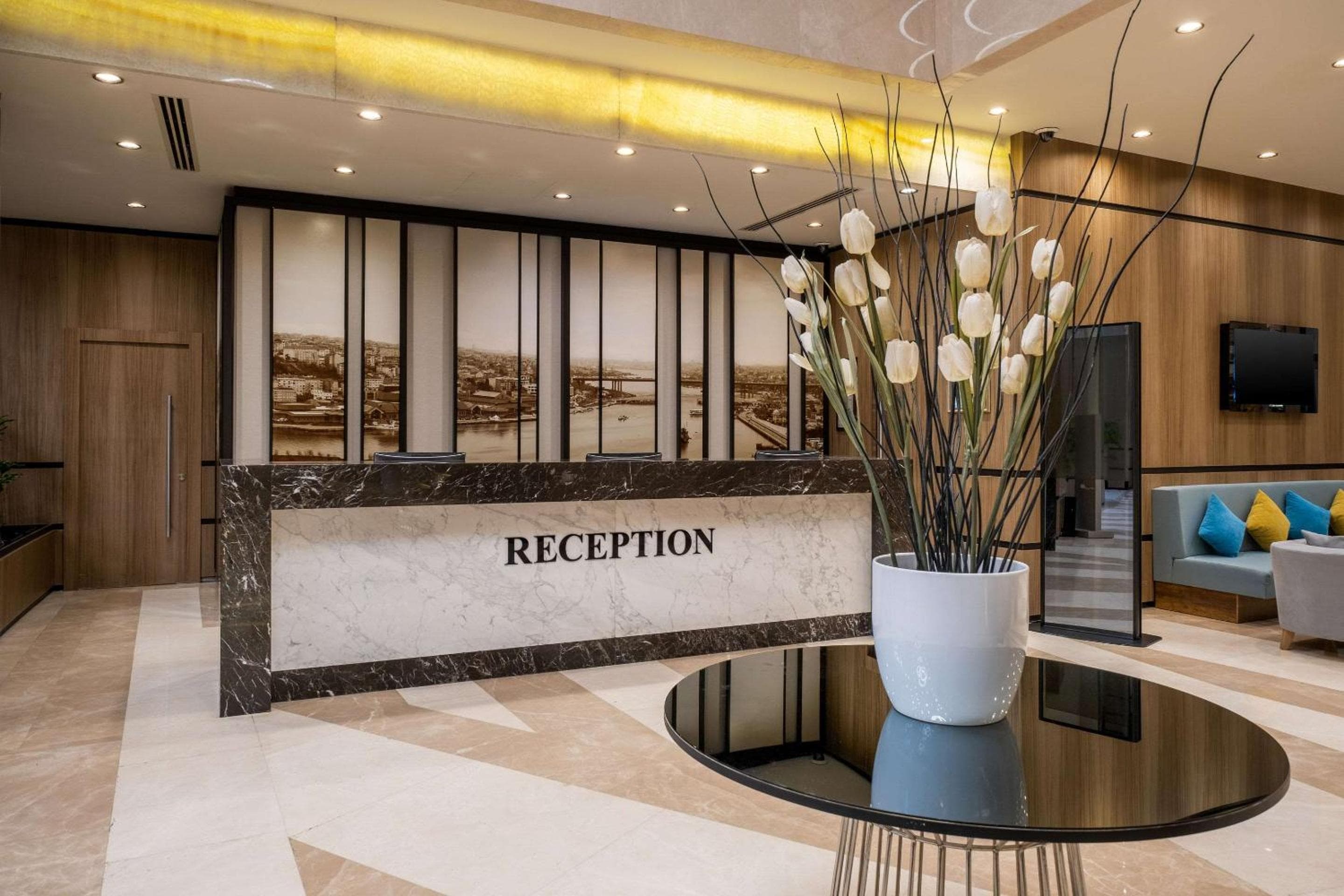 Clarion Hotel Cuerno de Oro — 4