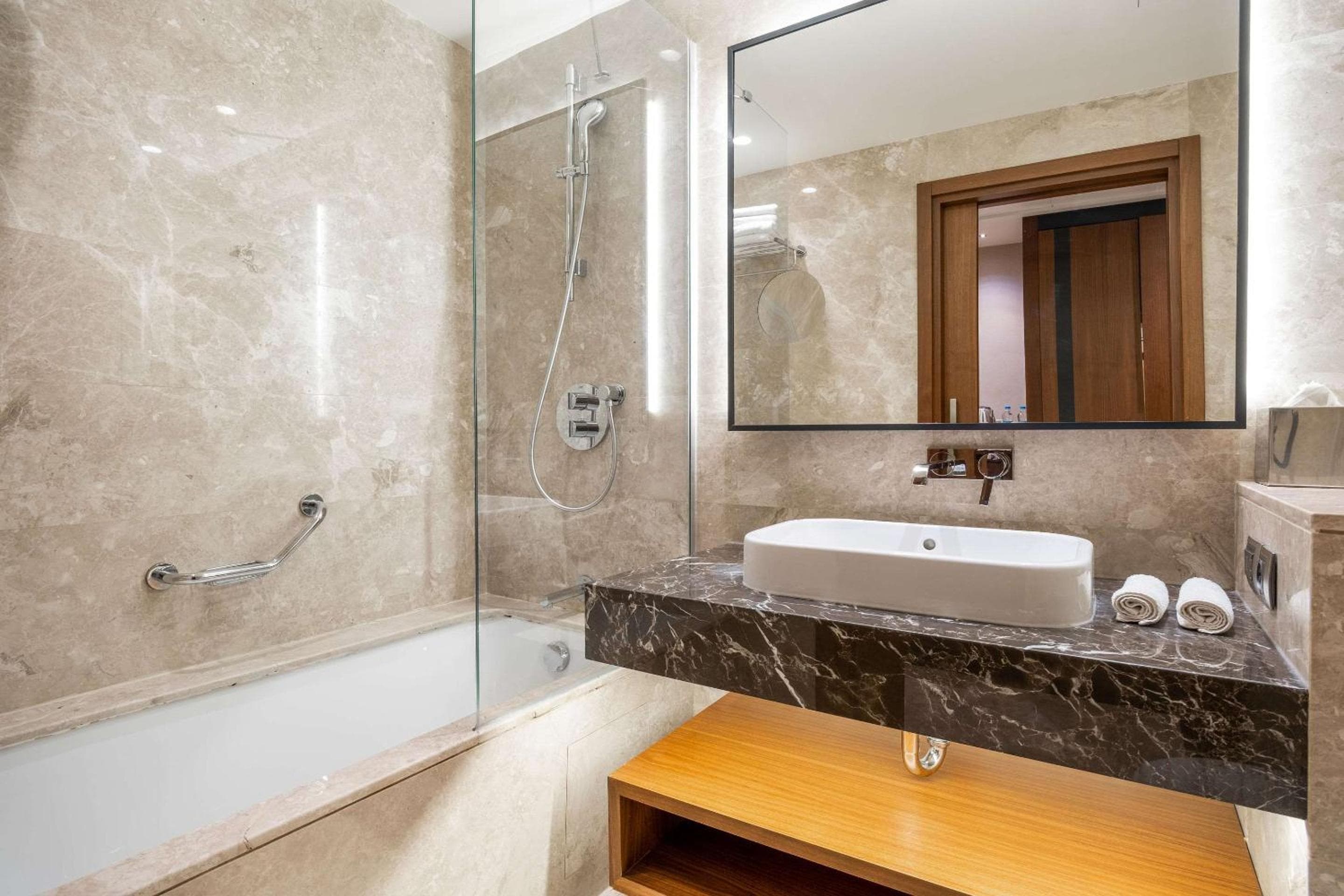 Clarion Hotel Cuerno de Oro — 25