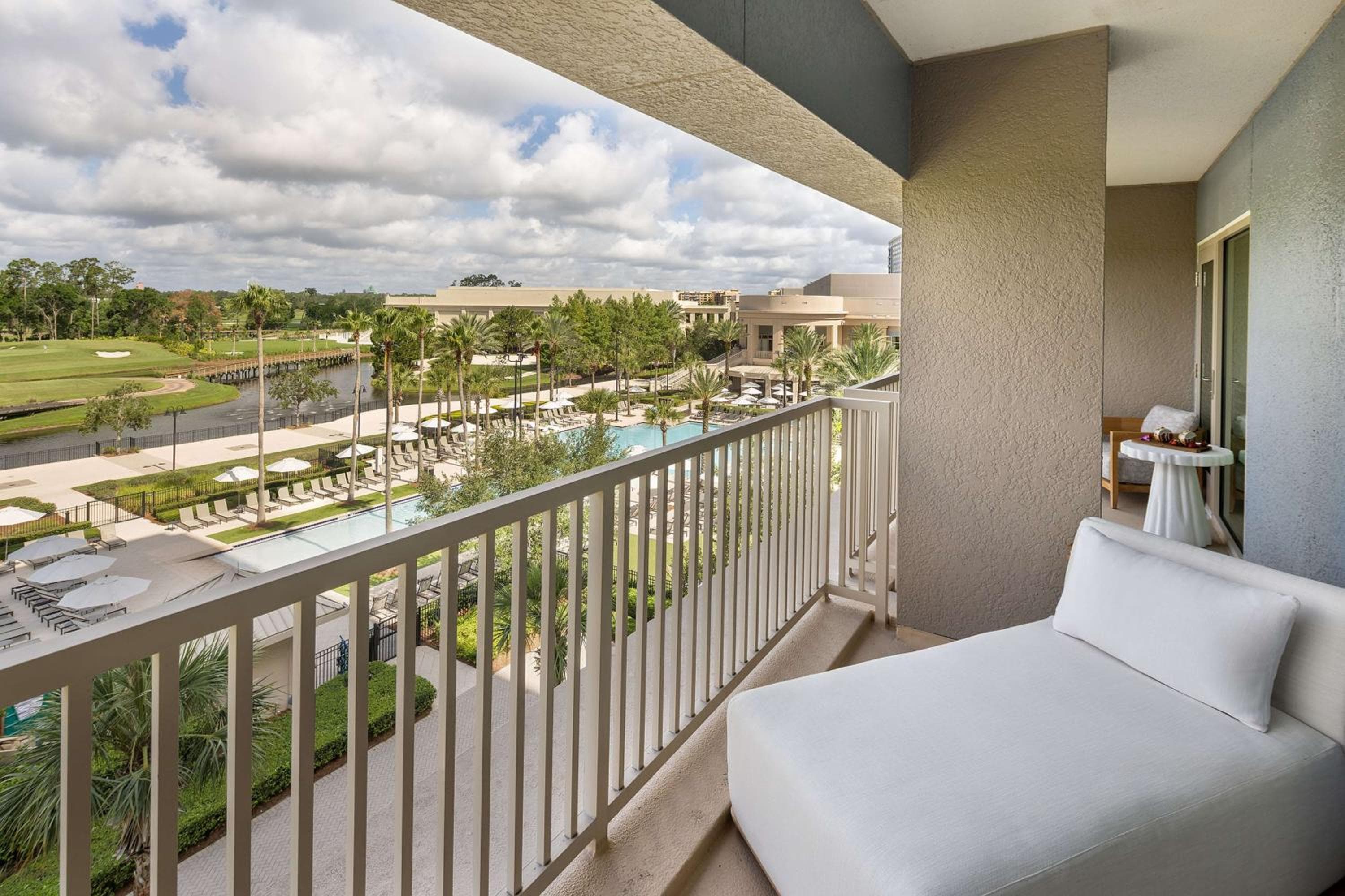 Waldorf Astoria Orlando - An Official Walt Disney World Hotel — 25