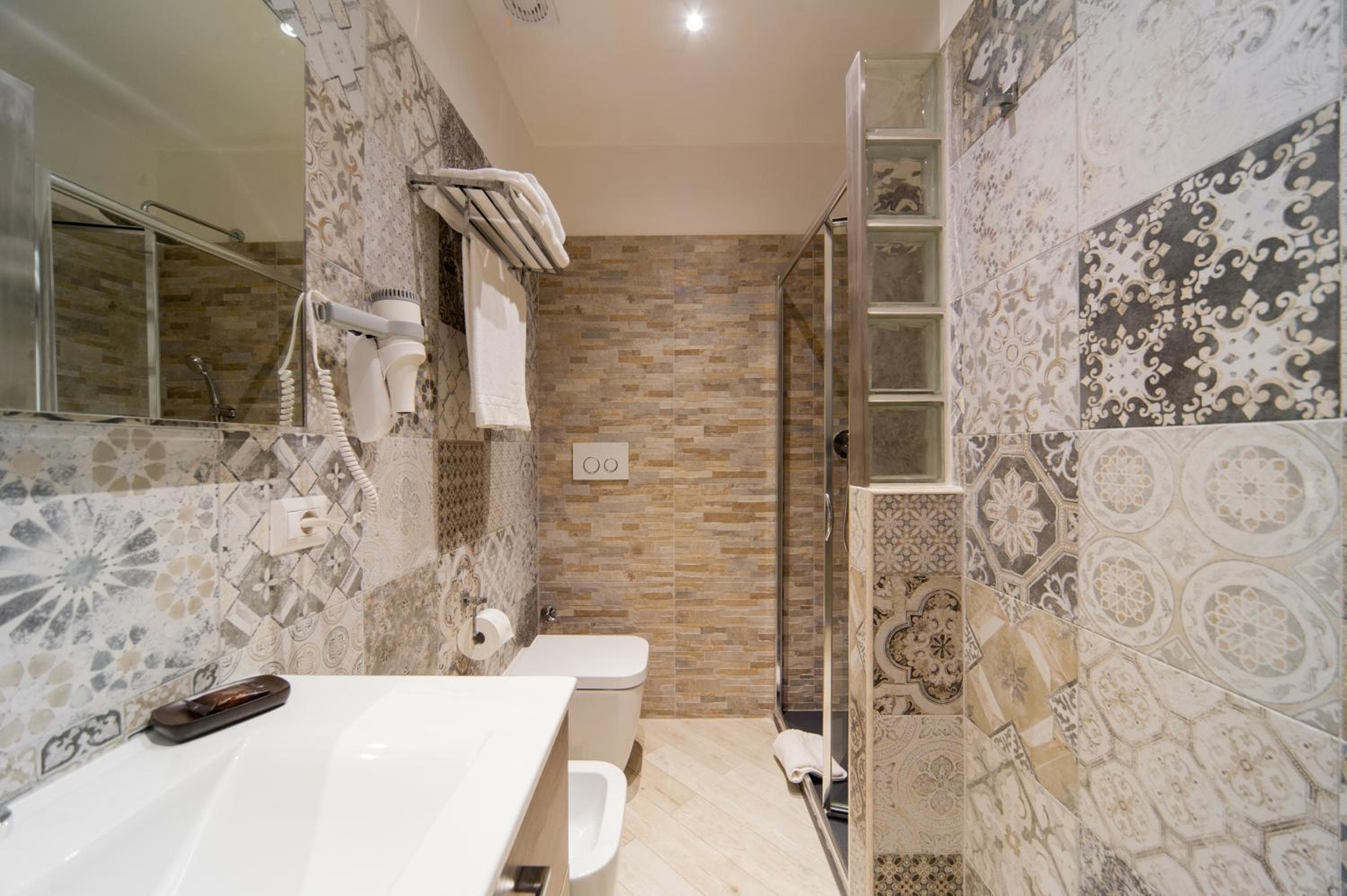 Trevi 41 Hotel — 24