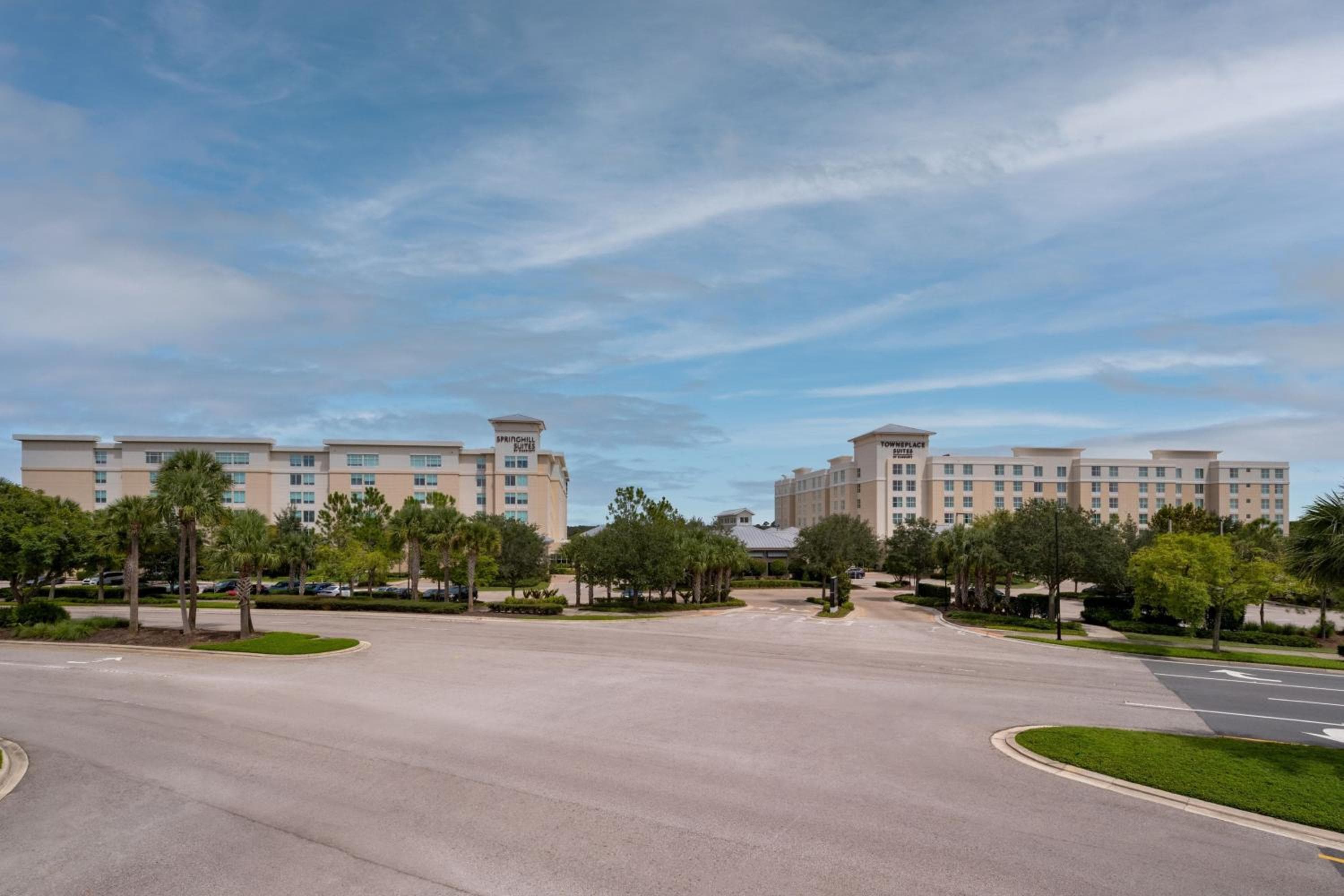 TownePlace Suites Orlando at FLAMINGO CROSSINGS Town Center, Western Entrance — 1