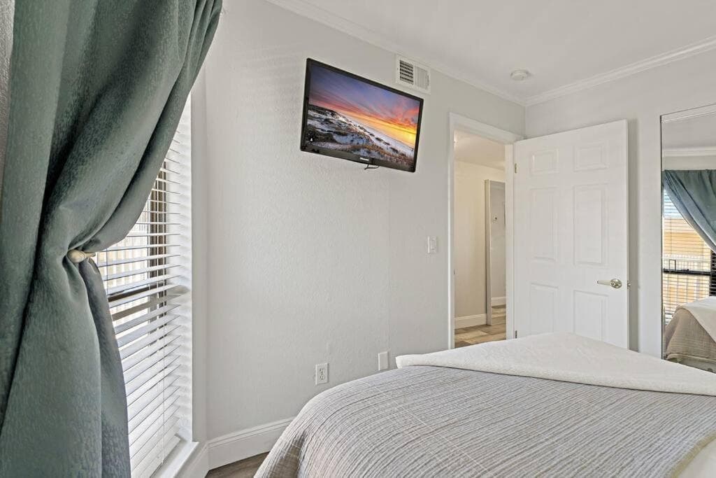 Wasserblick Balkon Pool Klimaanlage Smart-TV — 22