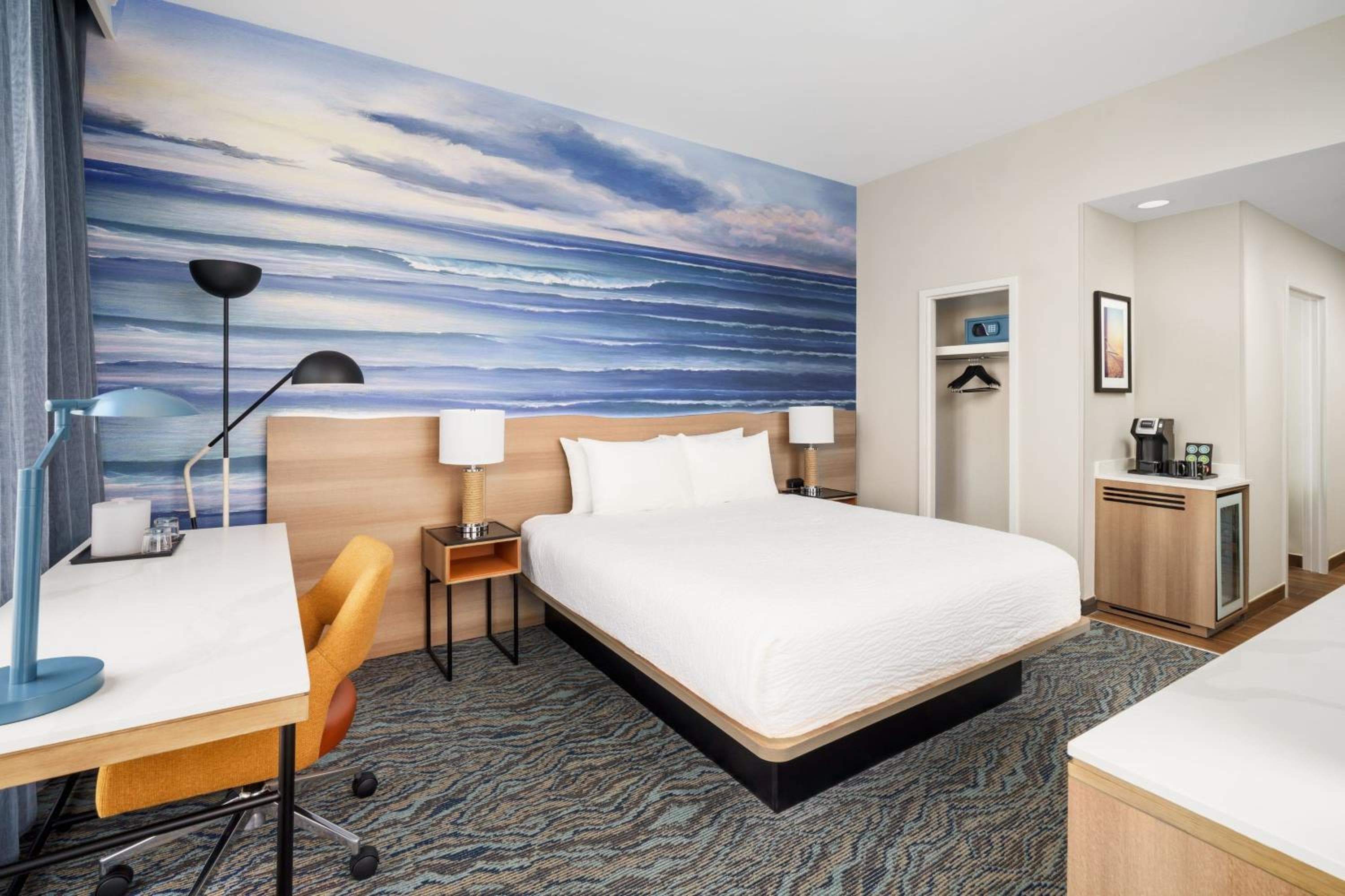 Courtyard by Marriott Oceanside Fort Lauderdale Beach — 14