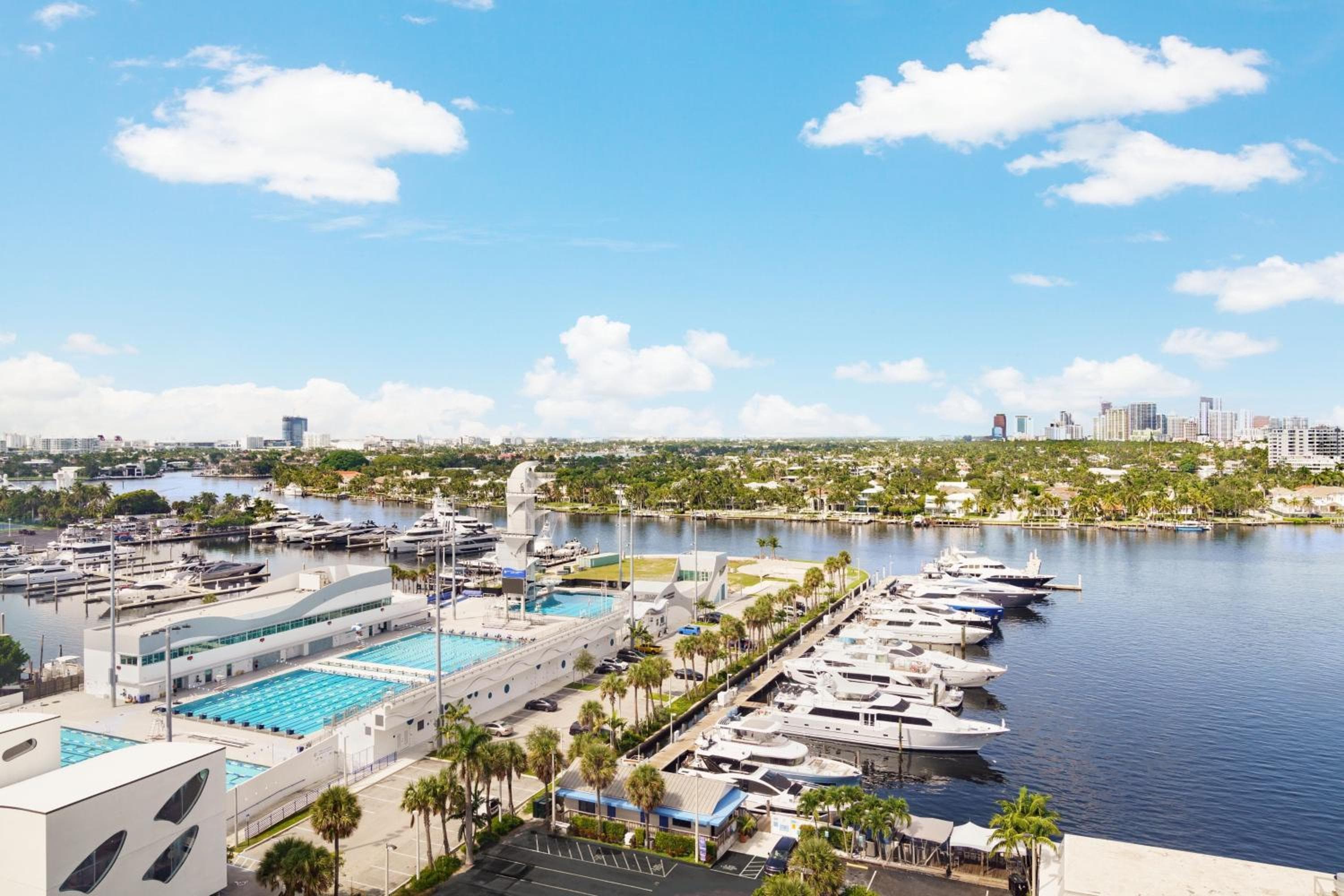 Courtyard by Marriott Oceanside Fort Lauderdale Beach — 22
