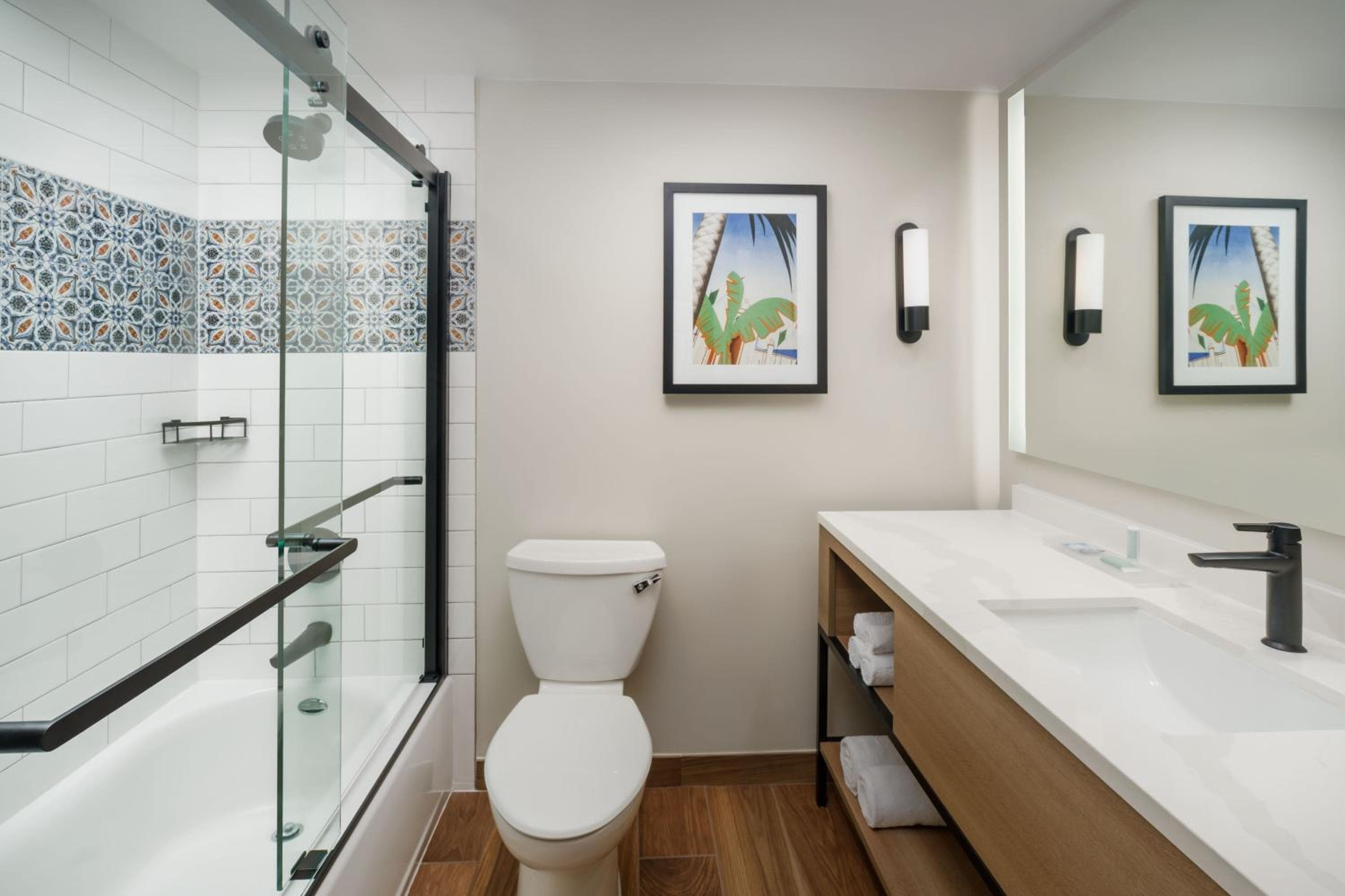 Courtyard by Marriott Oceanside Fort Lauderdale Beach — 27