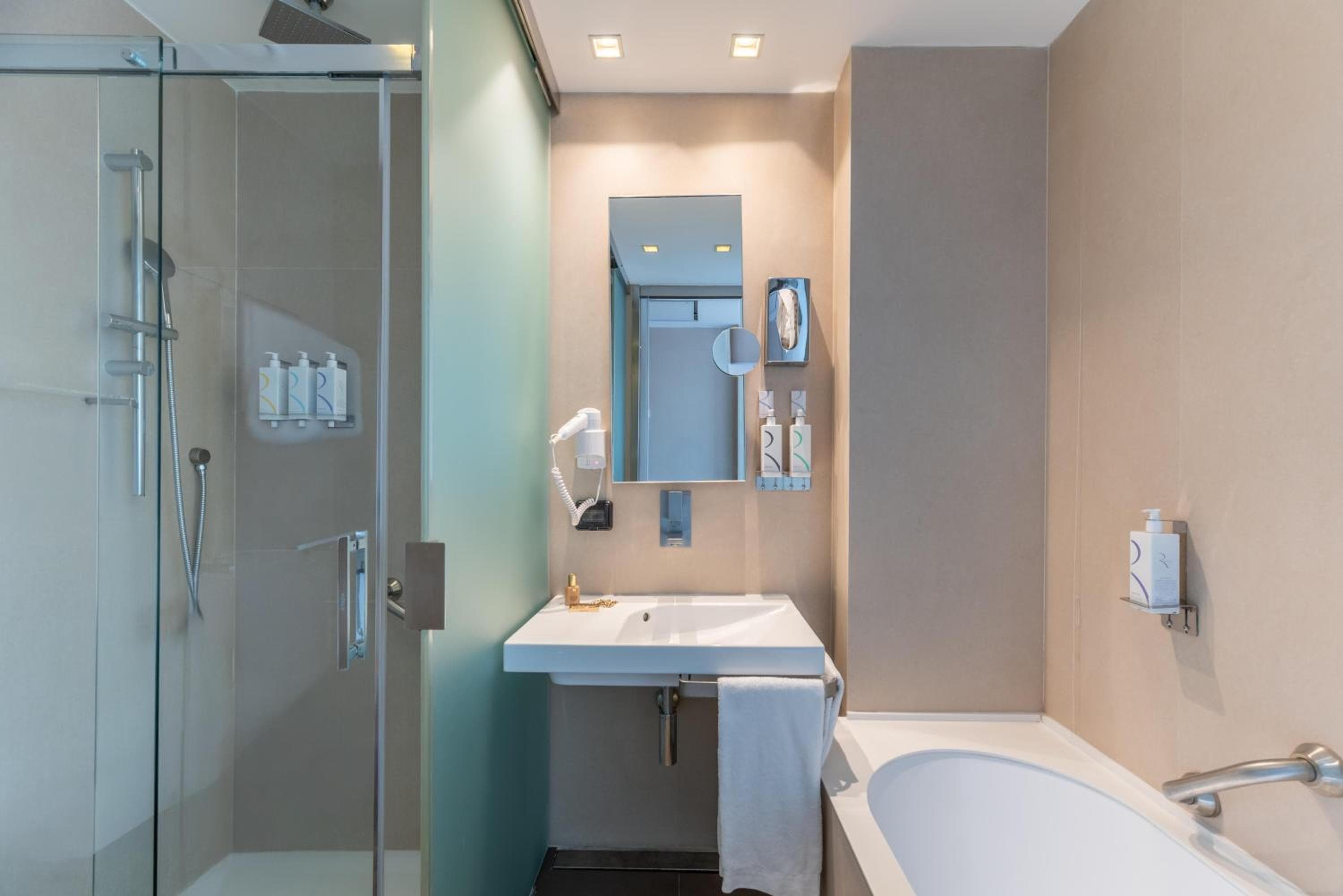 Best Western Premier Hotel Royal Santina — 6