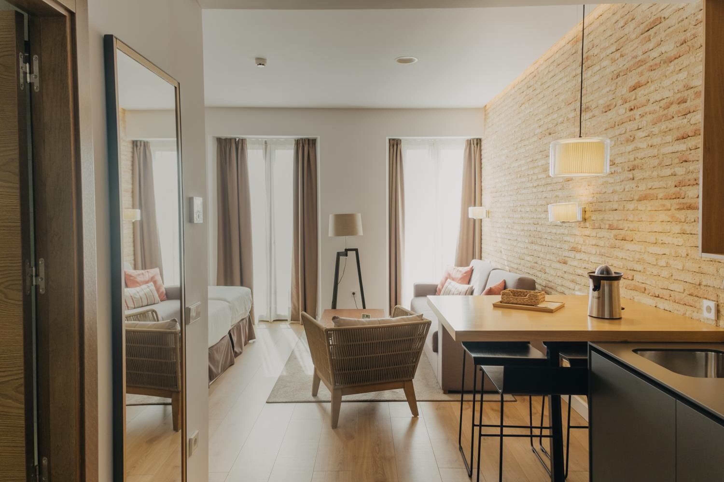Aquitania Home Suites — 28