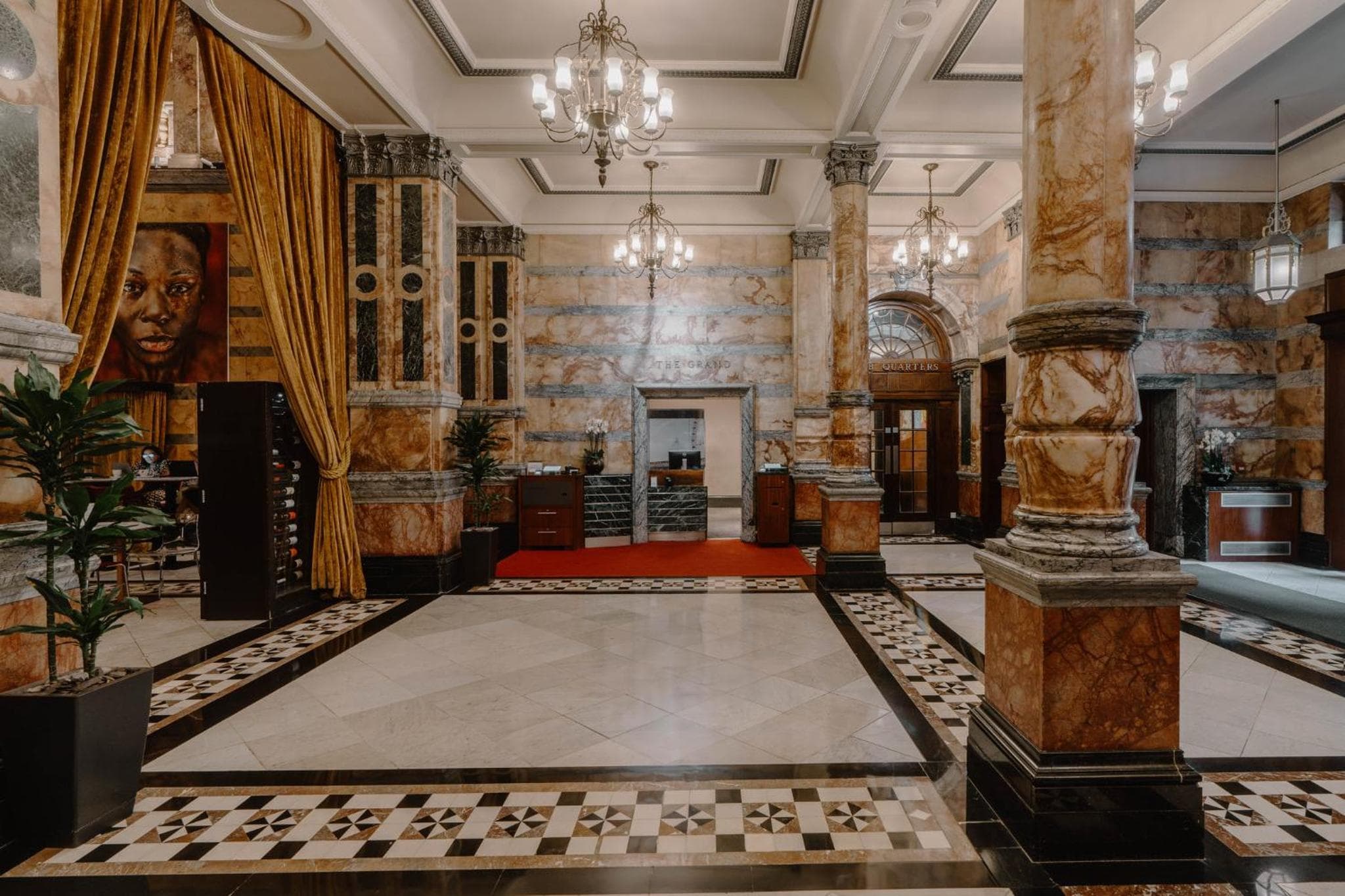 Club Quarters Hotel Trafalgar Square, London — 9
