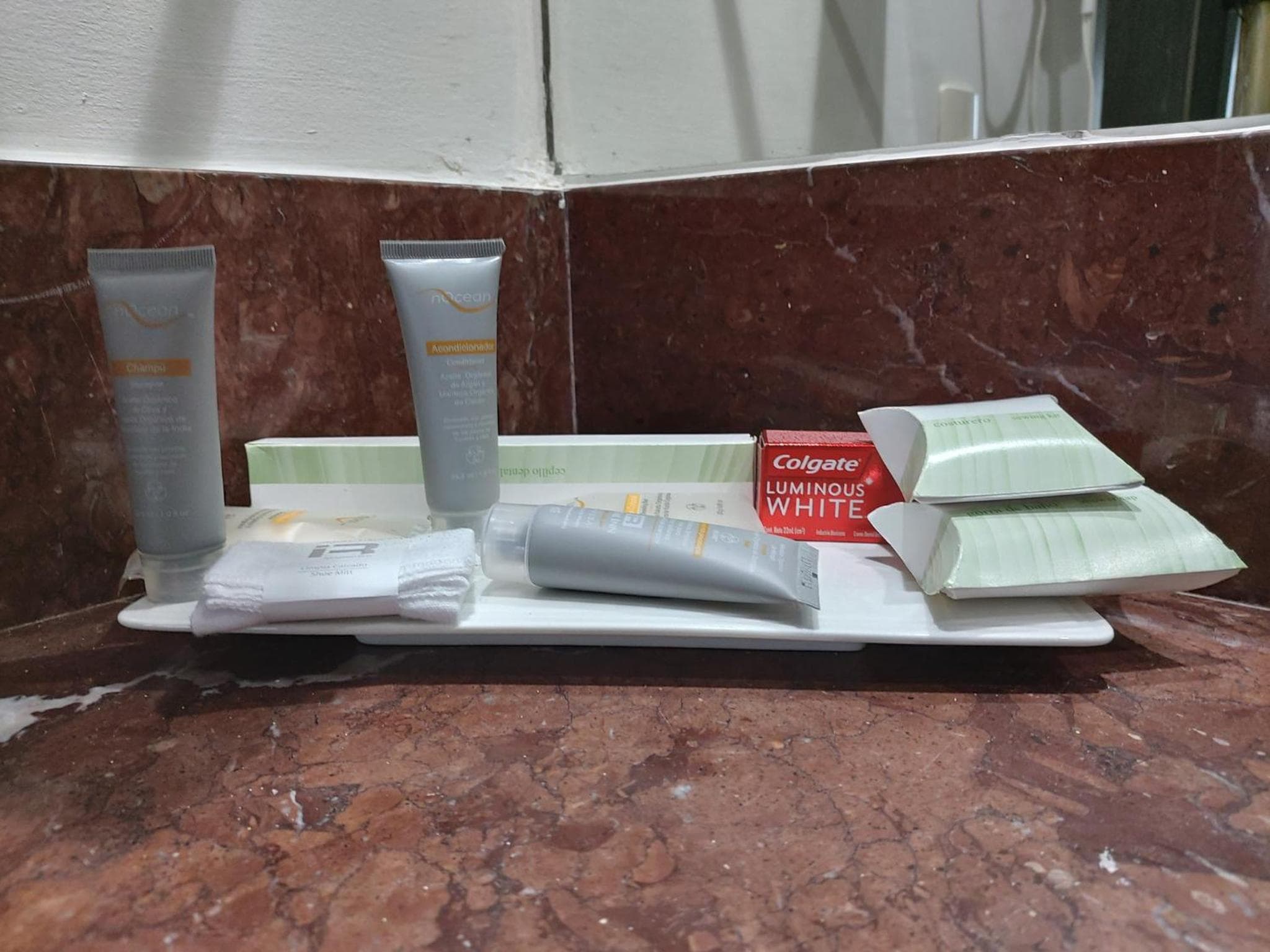 Real Inn Perinorte — 19