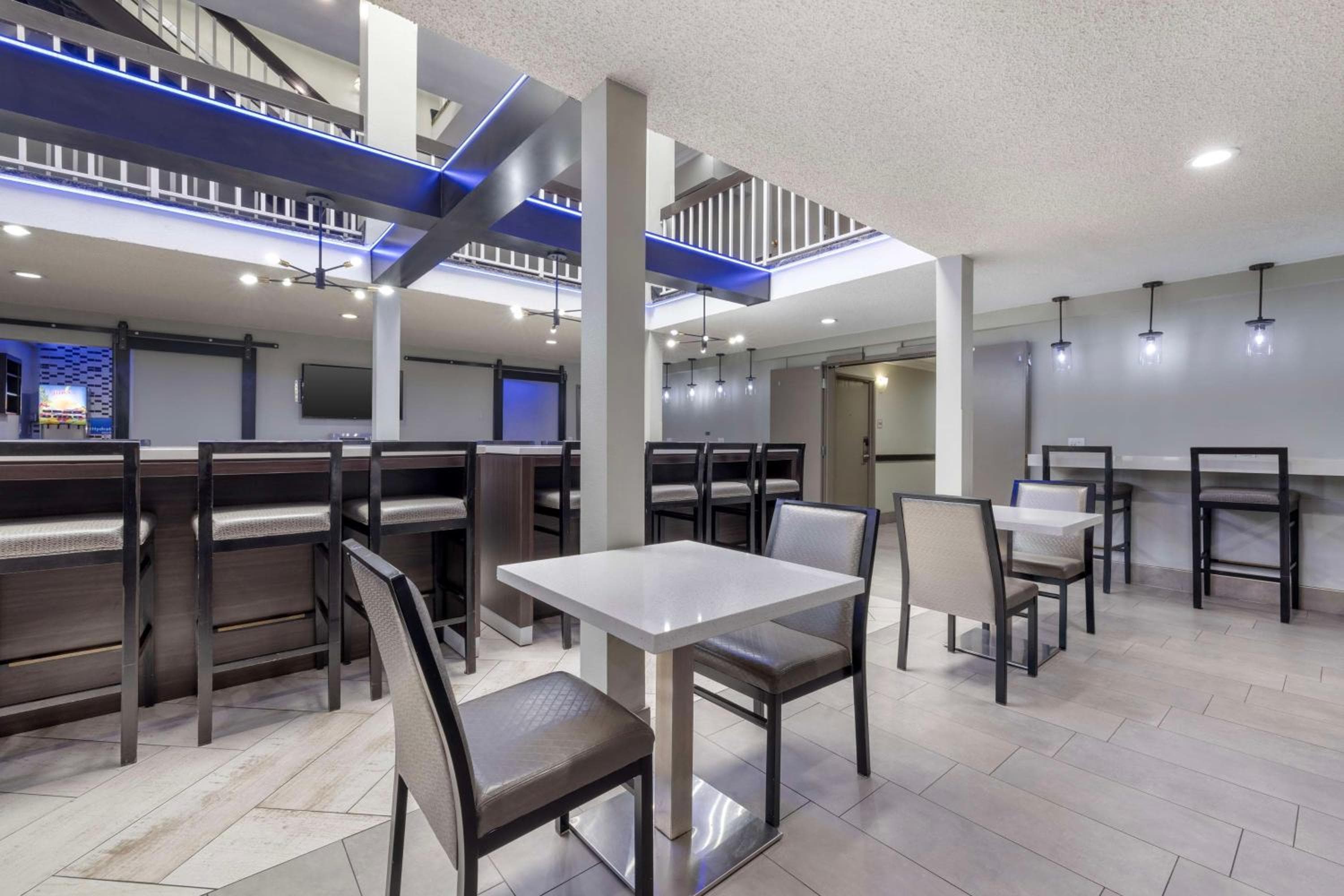 Best Western McCarran Inn — 10