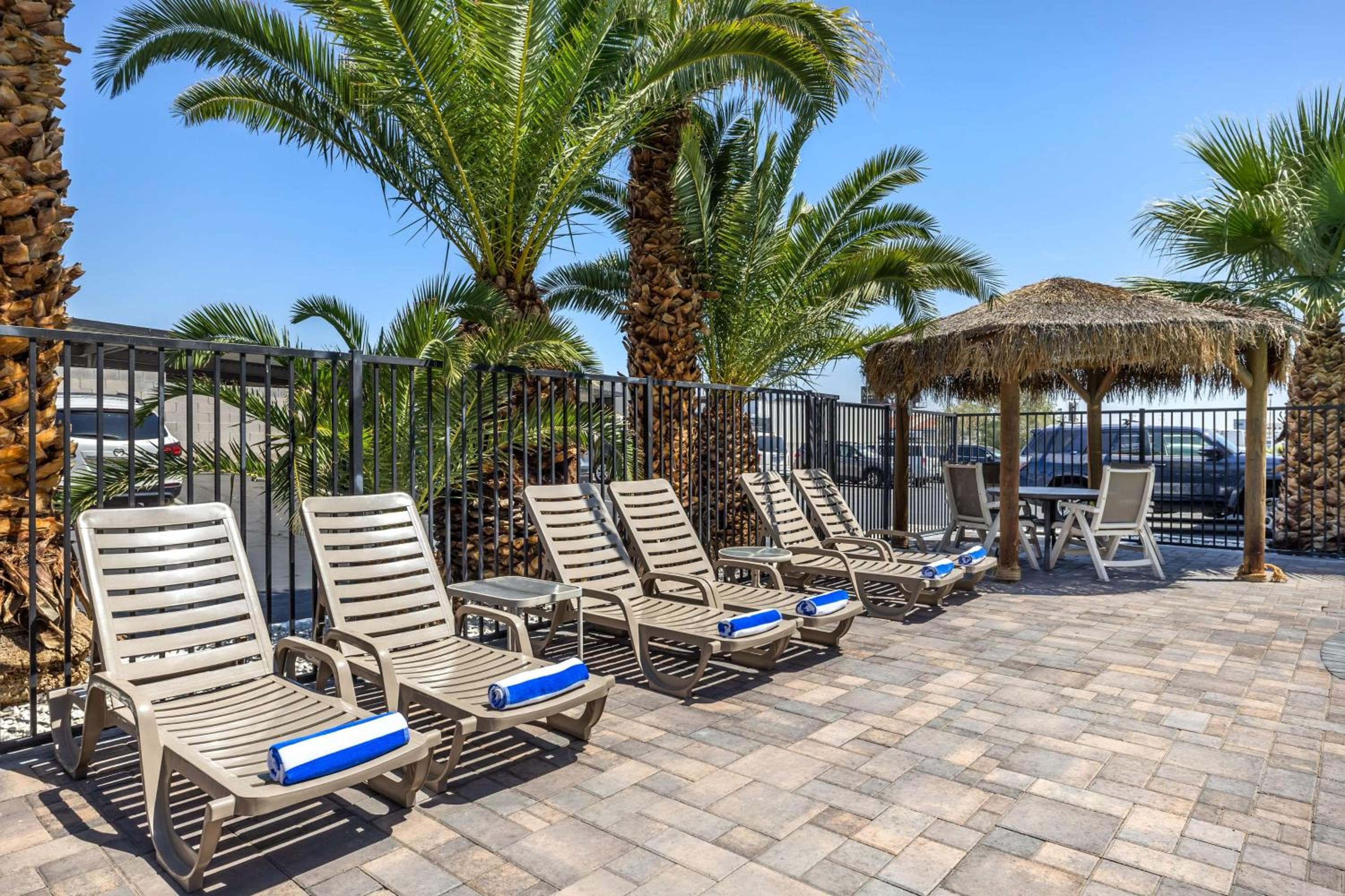 Best Western McCarran Inn — 17