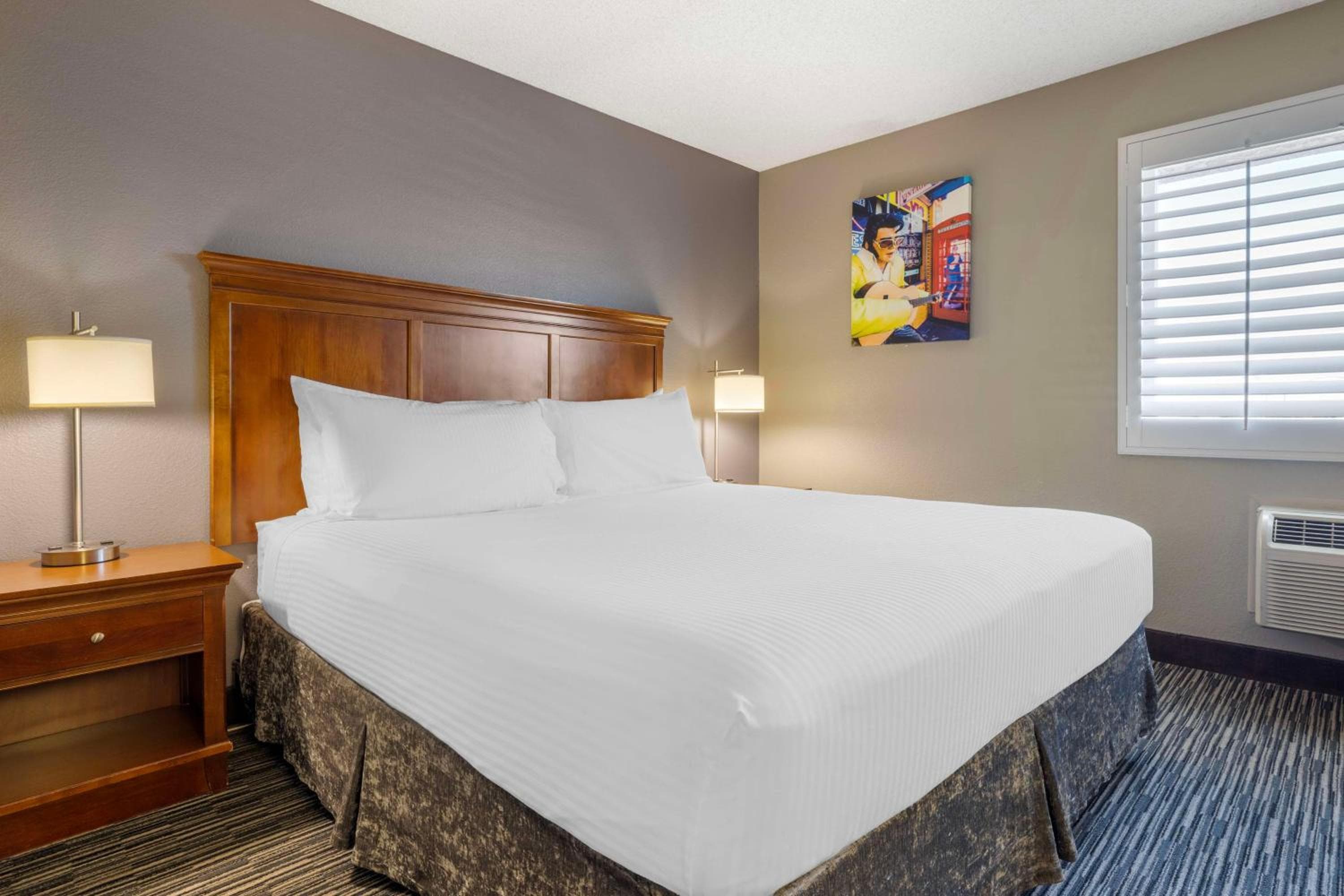 Best Western McCarran Inn — 25