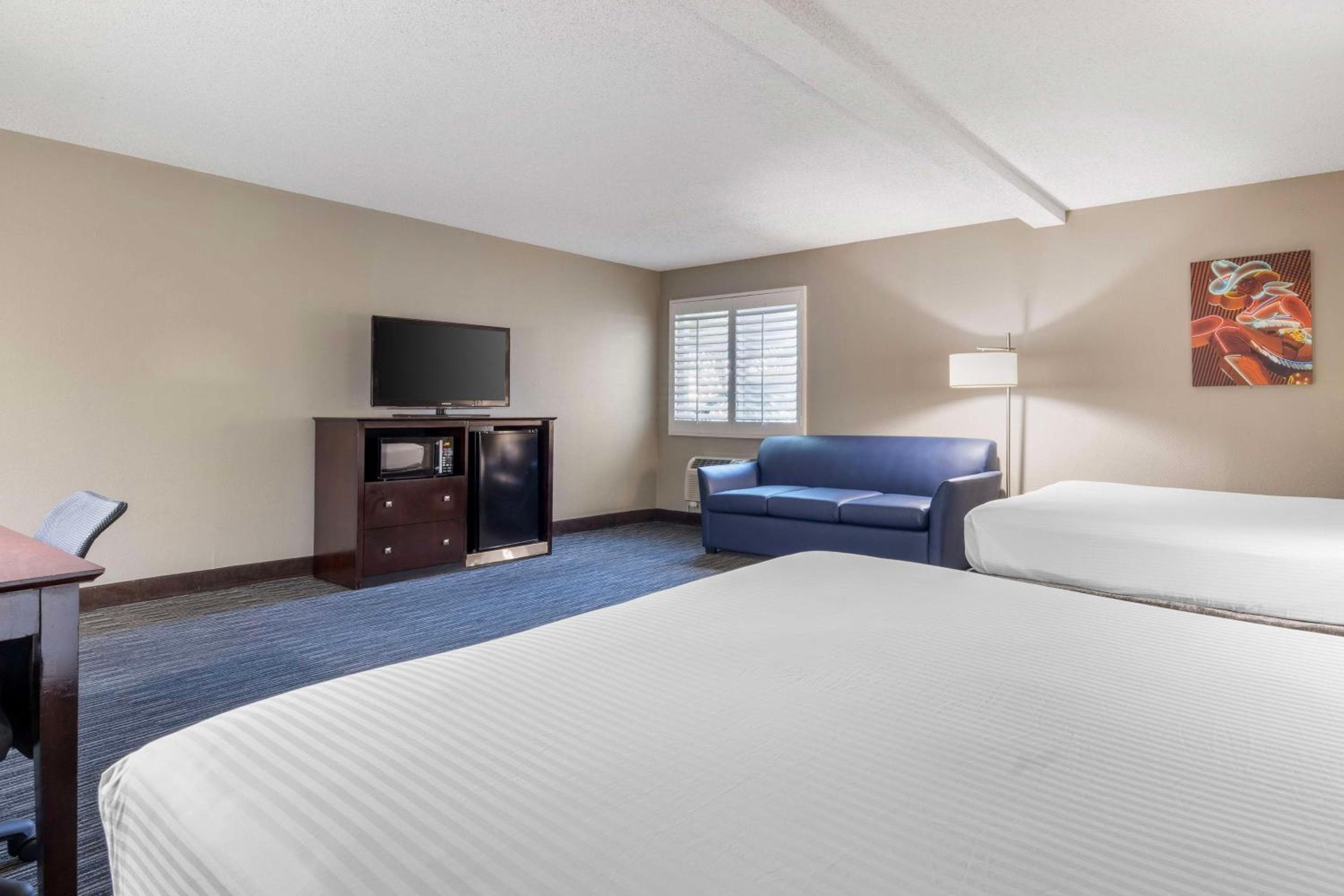 Best Western McCarran Inn — 28