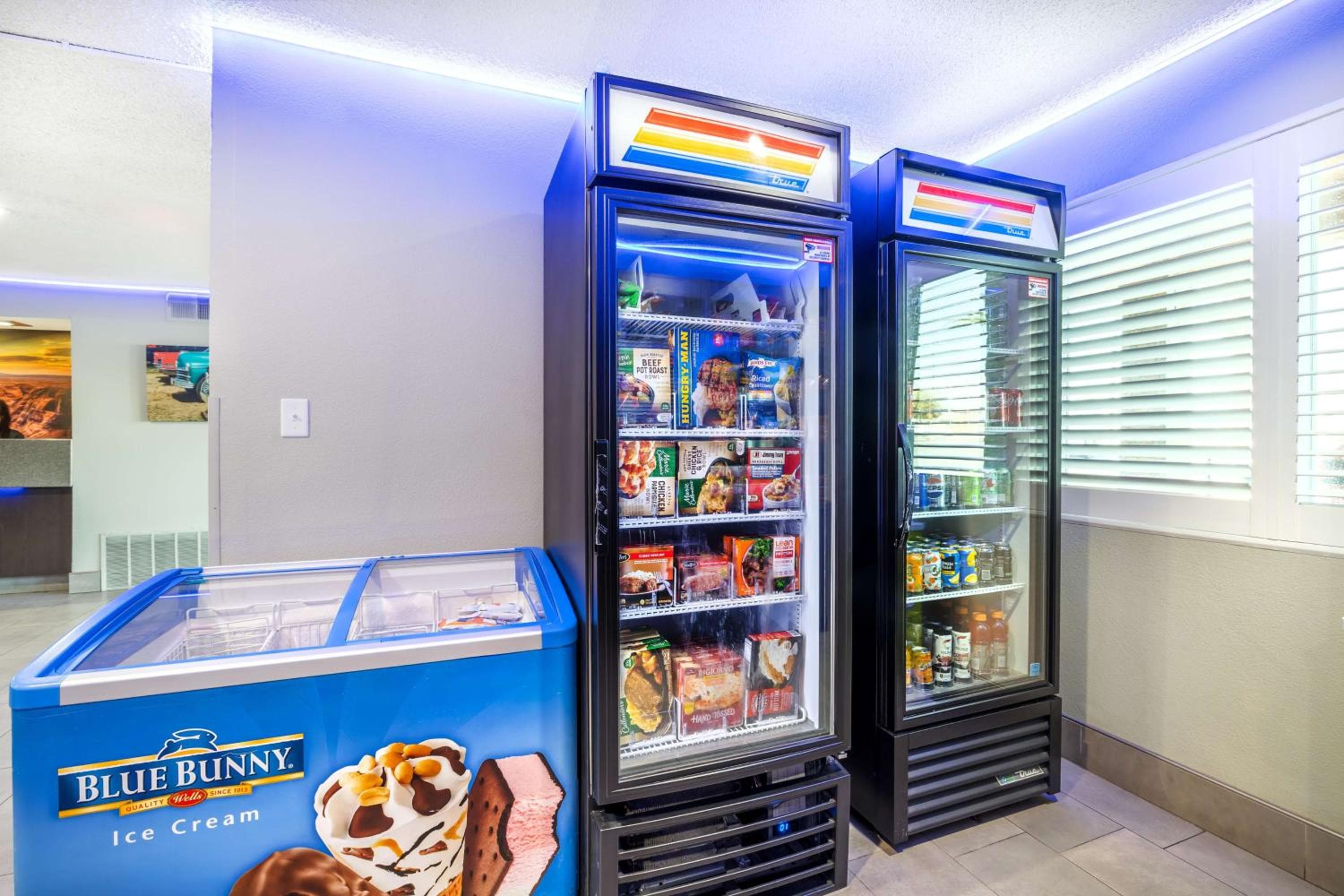 Best Western McCarran Inn — 6