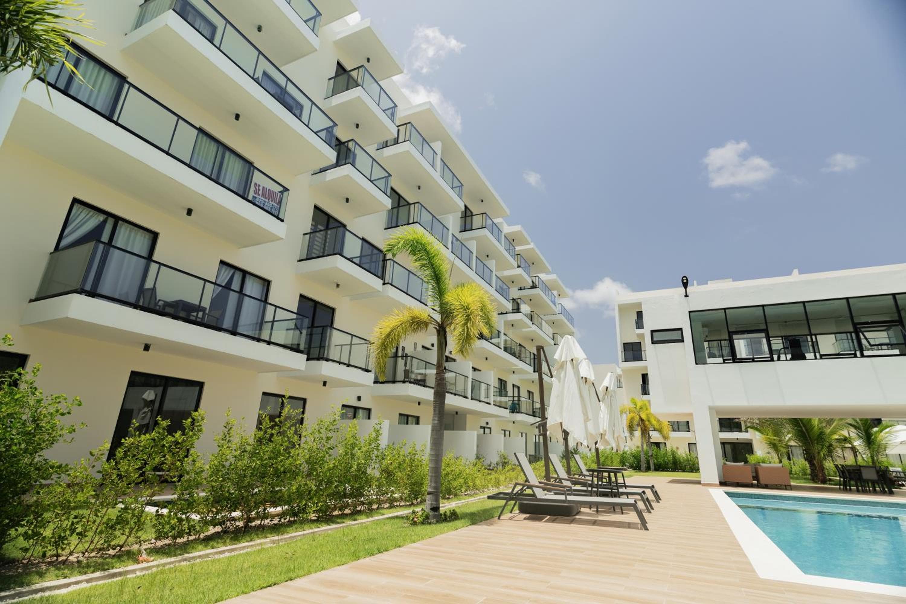 Downtown Punta Cana Central Park 1 Bedroom & Sofa Bed B-302-2 — 1