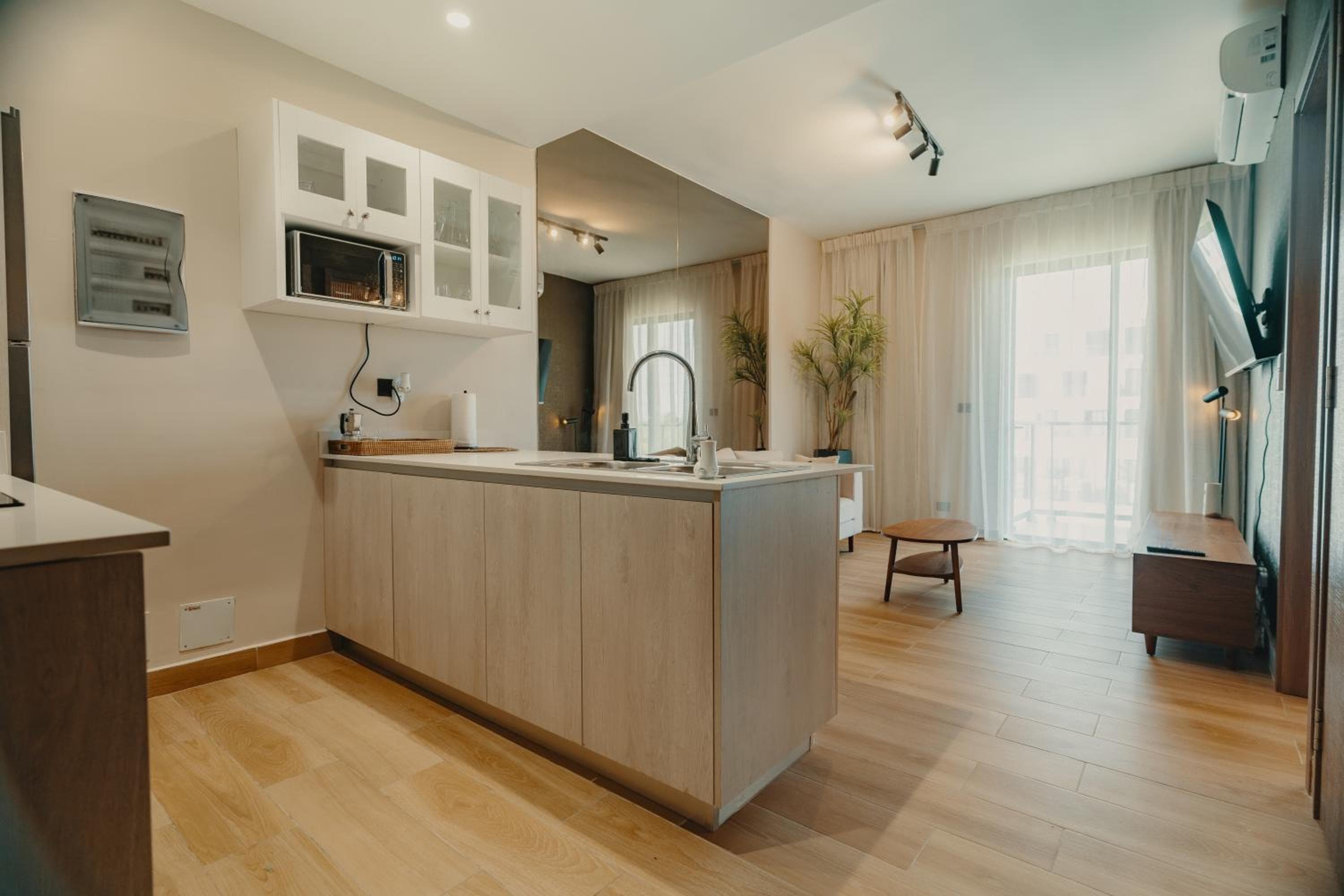 Downtown Punta Cana Central Park 1 Bedroom & Sofa Bed B-302-2 — 2