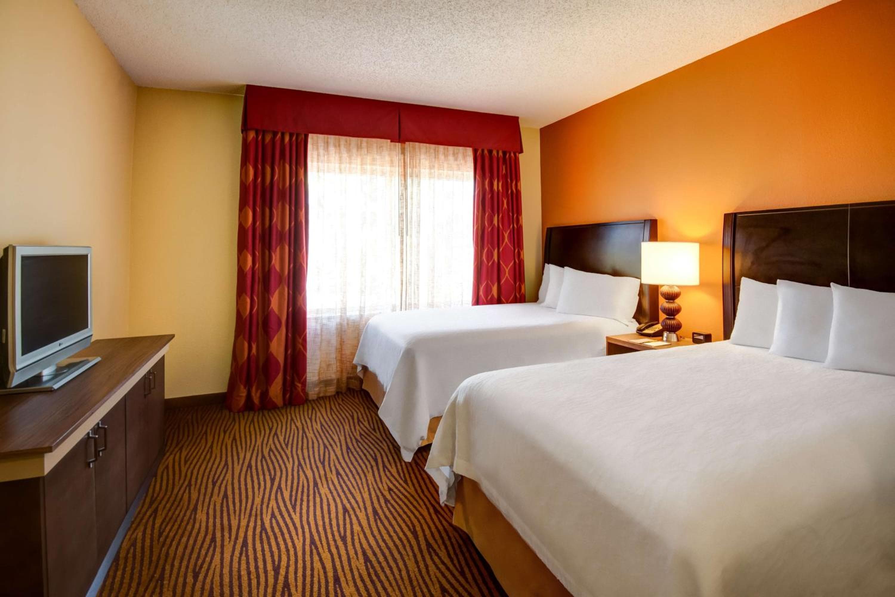 Hilton Garden Inn Tampa Ybor Historic District — 11