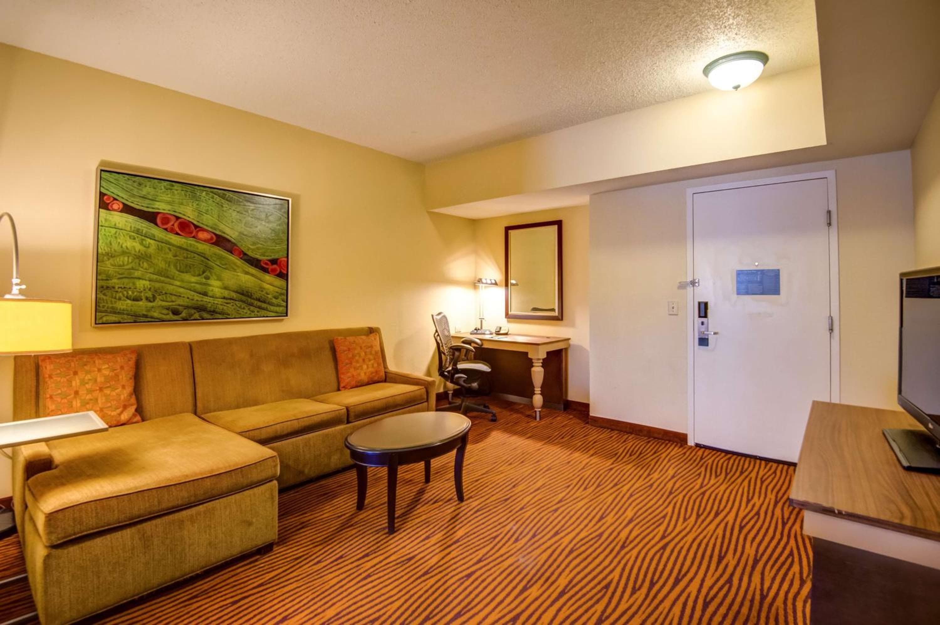Hilton Garden Inn Tampa Ybor Historic District — 16