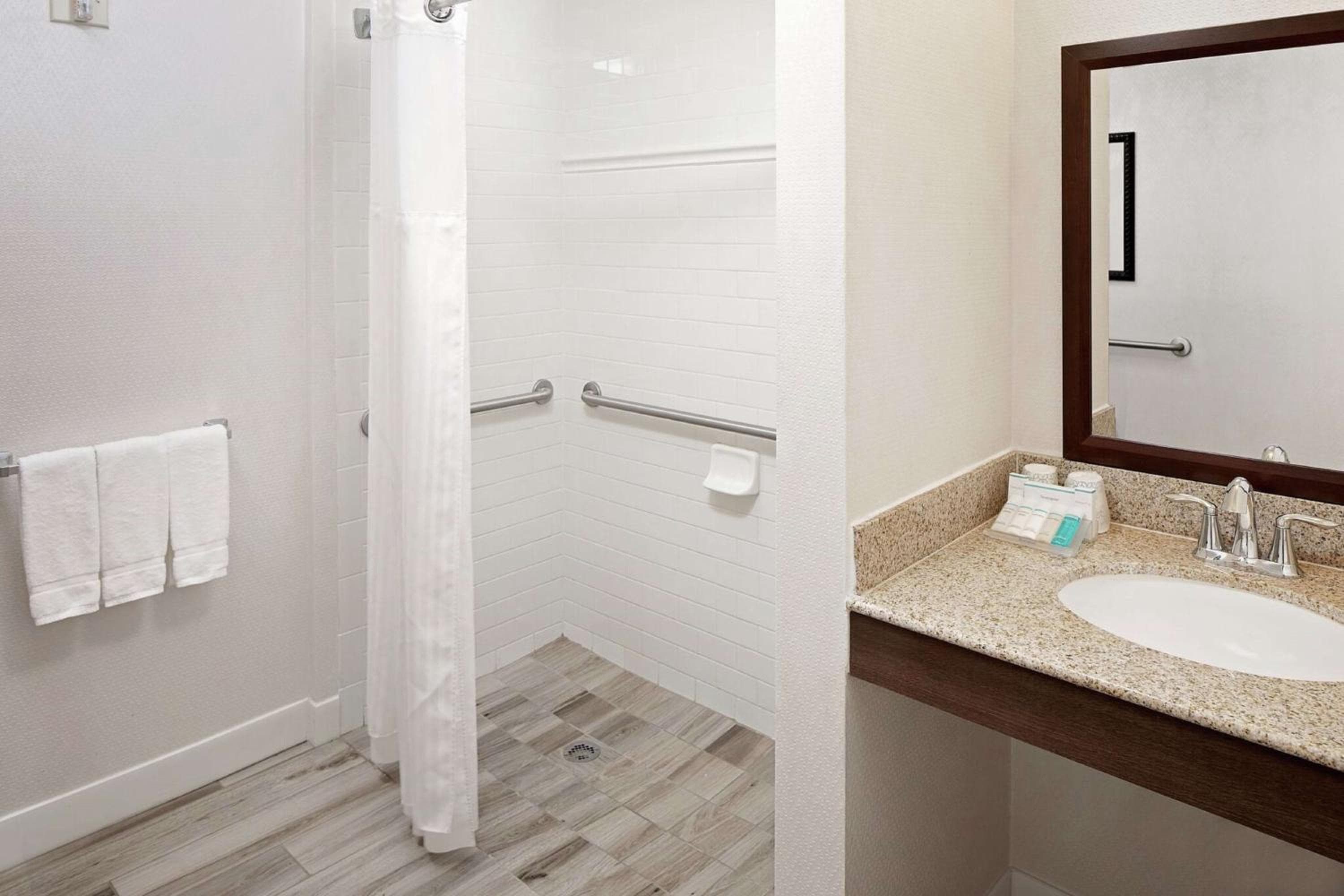 Hilton Garden Inn Tampa Ybor Historic District — 18