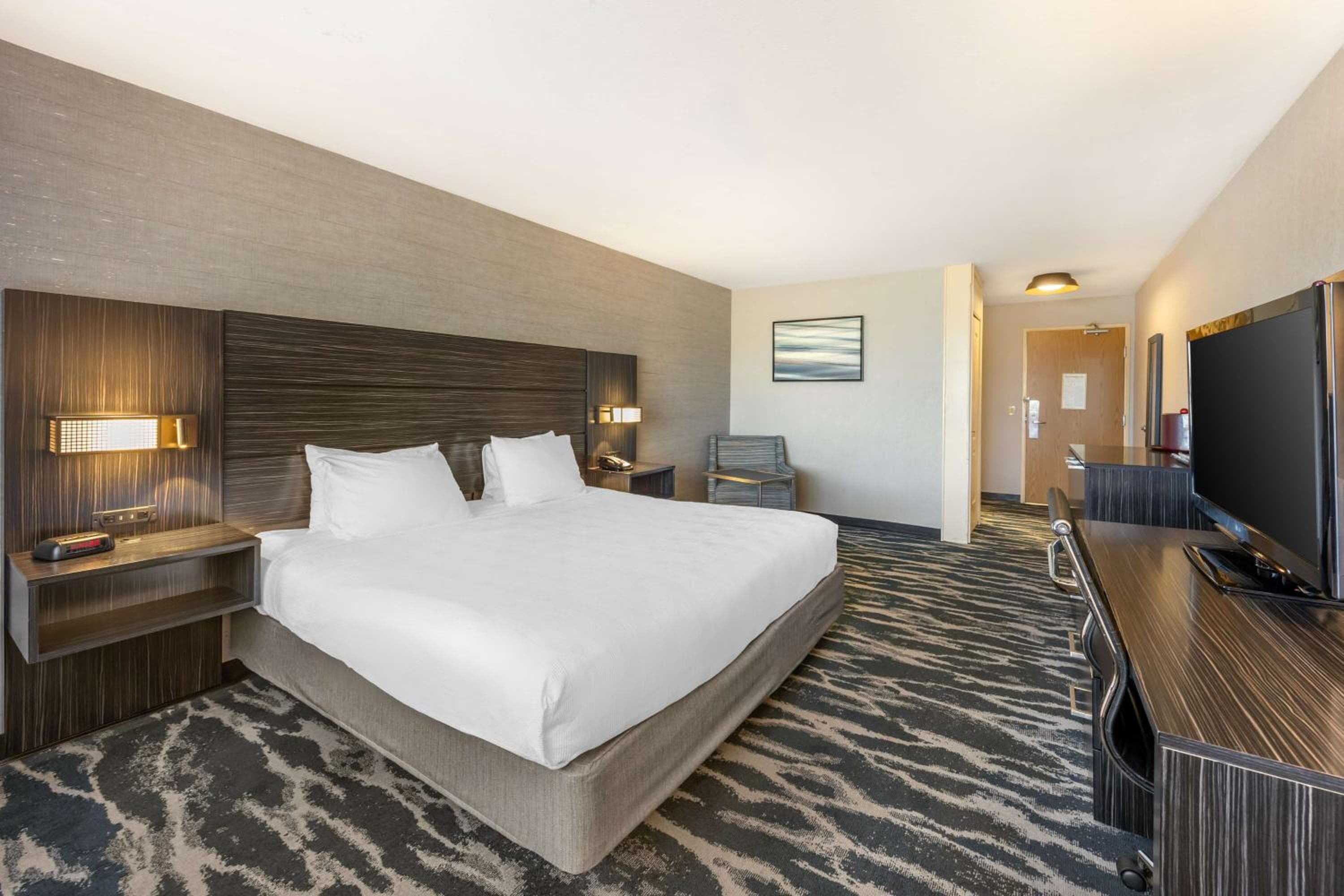 Best Western Plus North Las Vegas Inn & Suites — 6