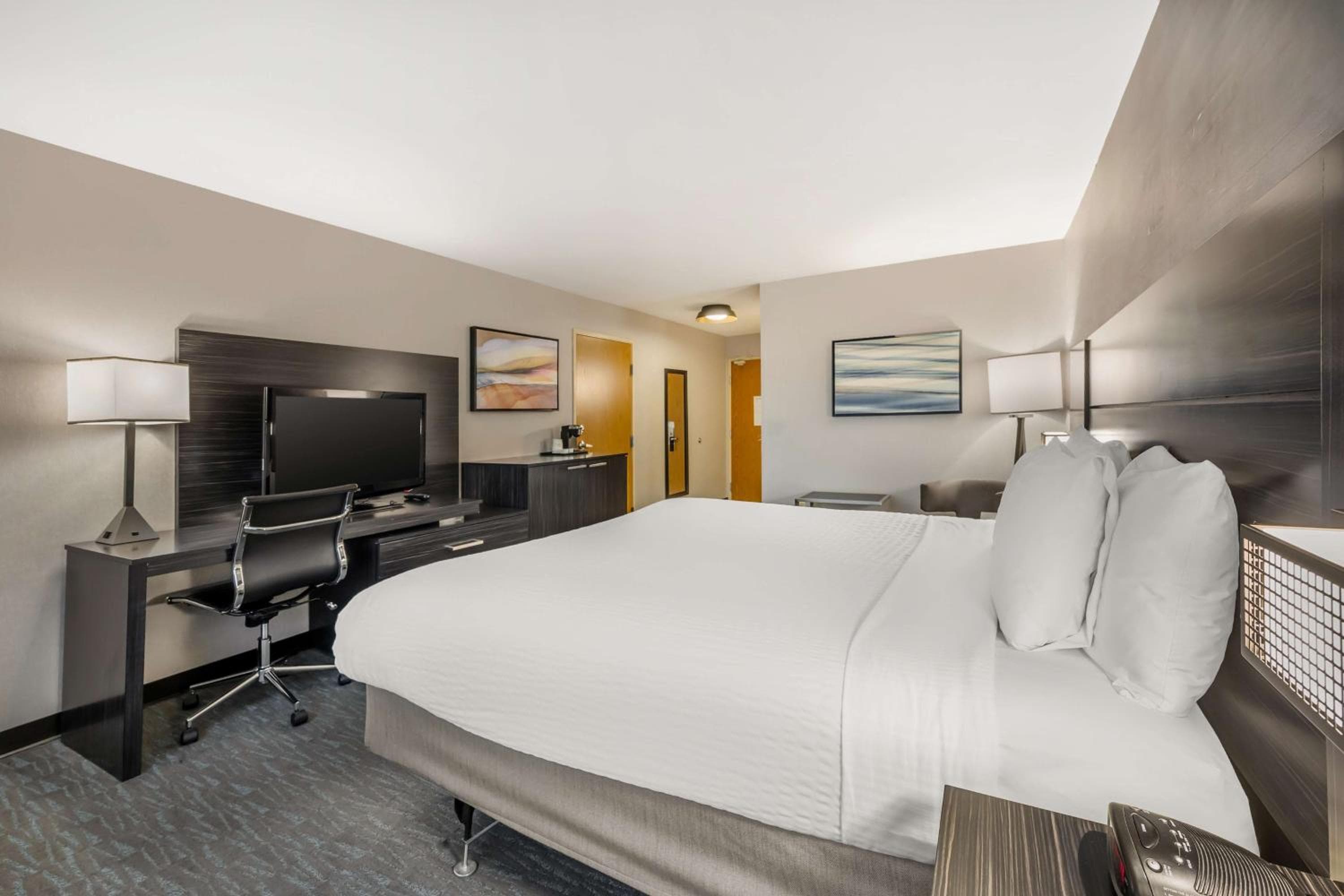 Best Western Plus North Las Vegas Inn & Suites — 13