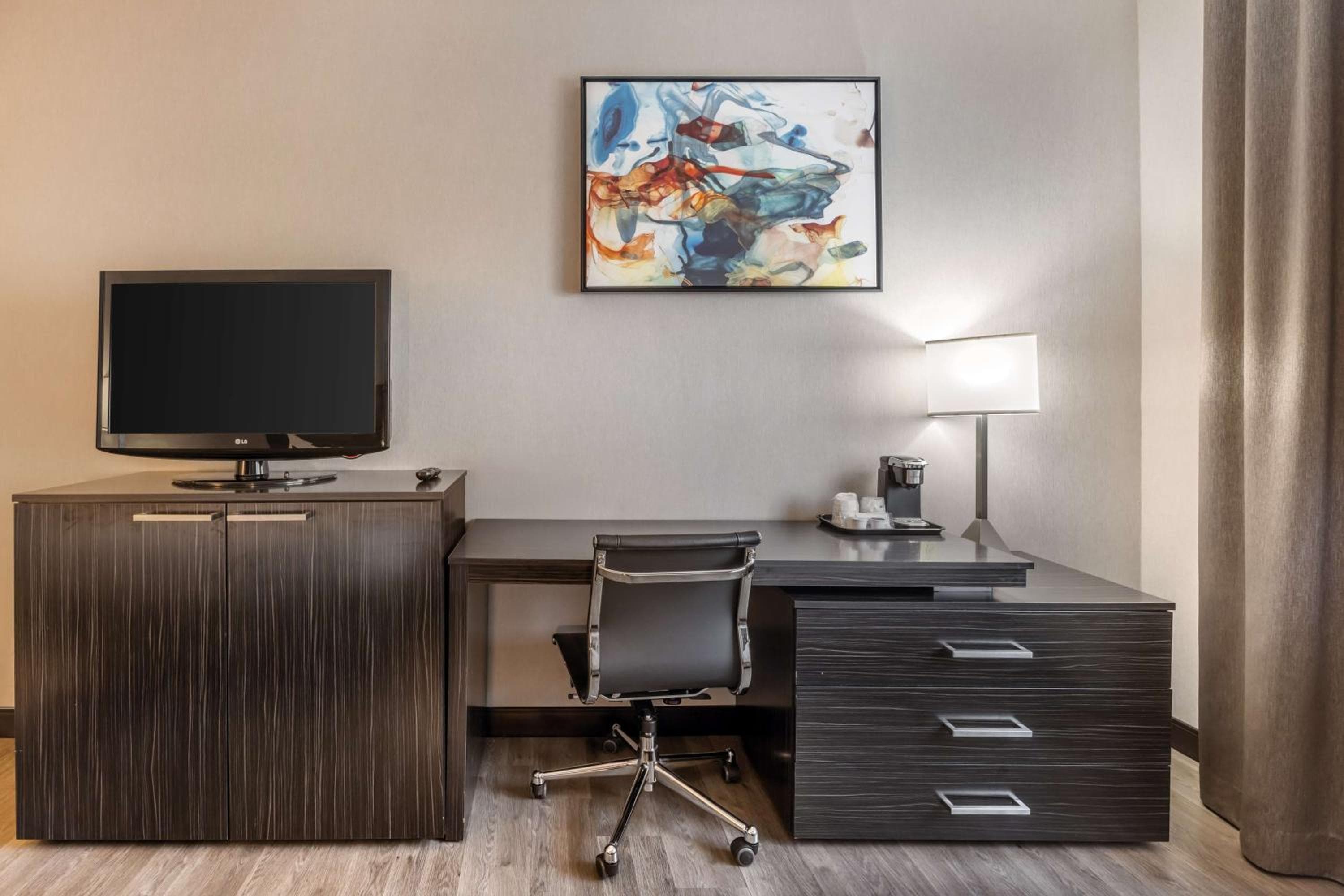 Best Western Plus North Las Vegas Inn & Suites — 28