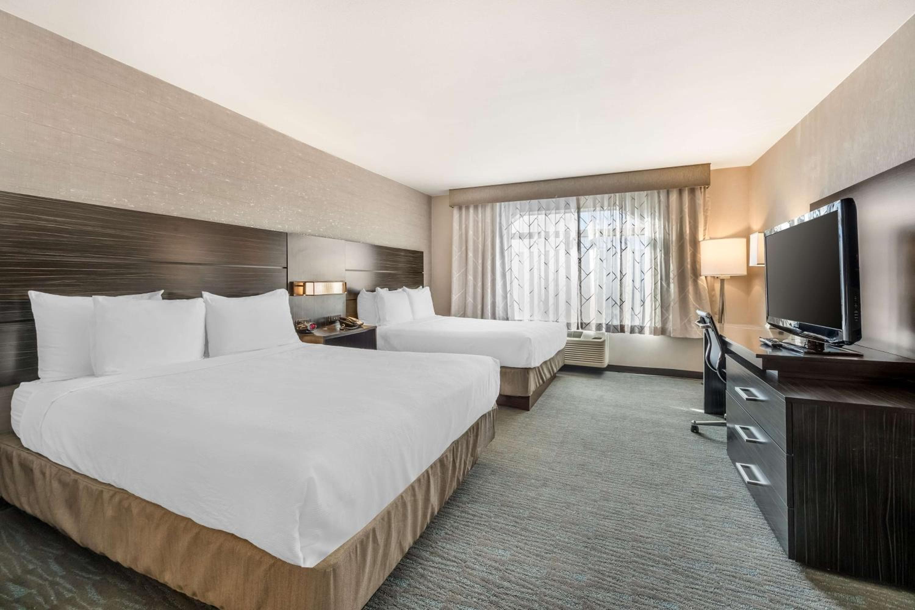 Best Western Plus North Las Vegas Inn & Suites — 3
