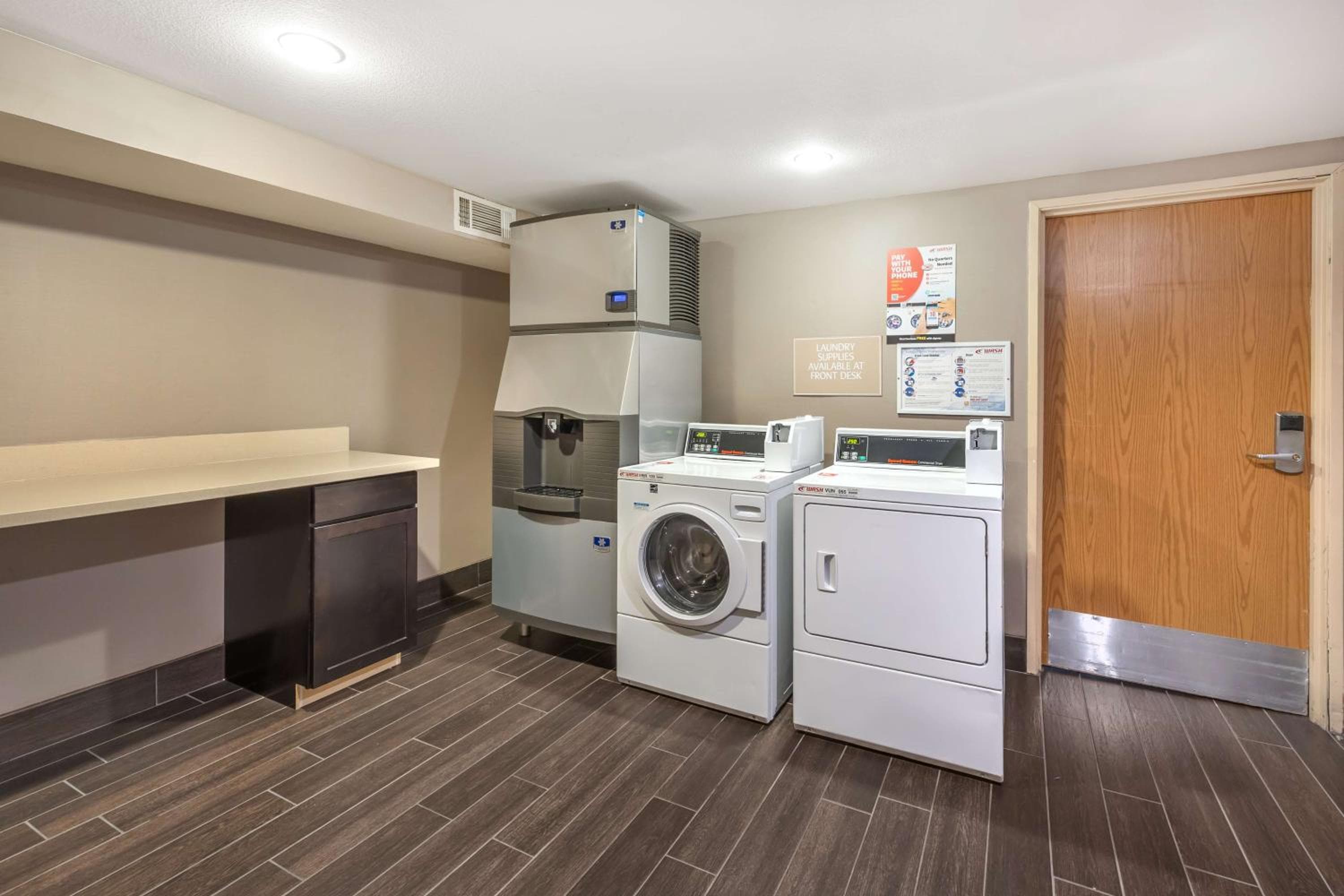 Best Western Plus North Las Vegas Inn & Suites — 12