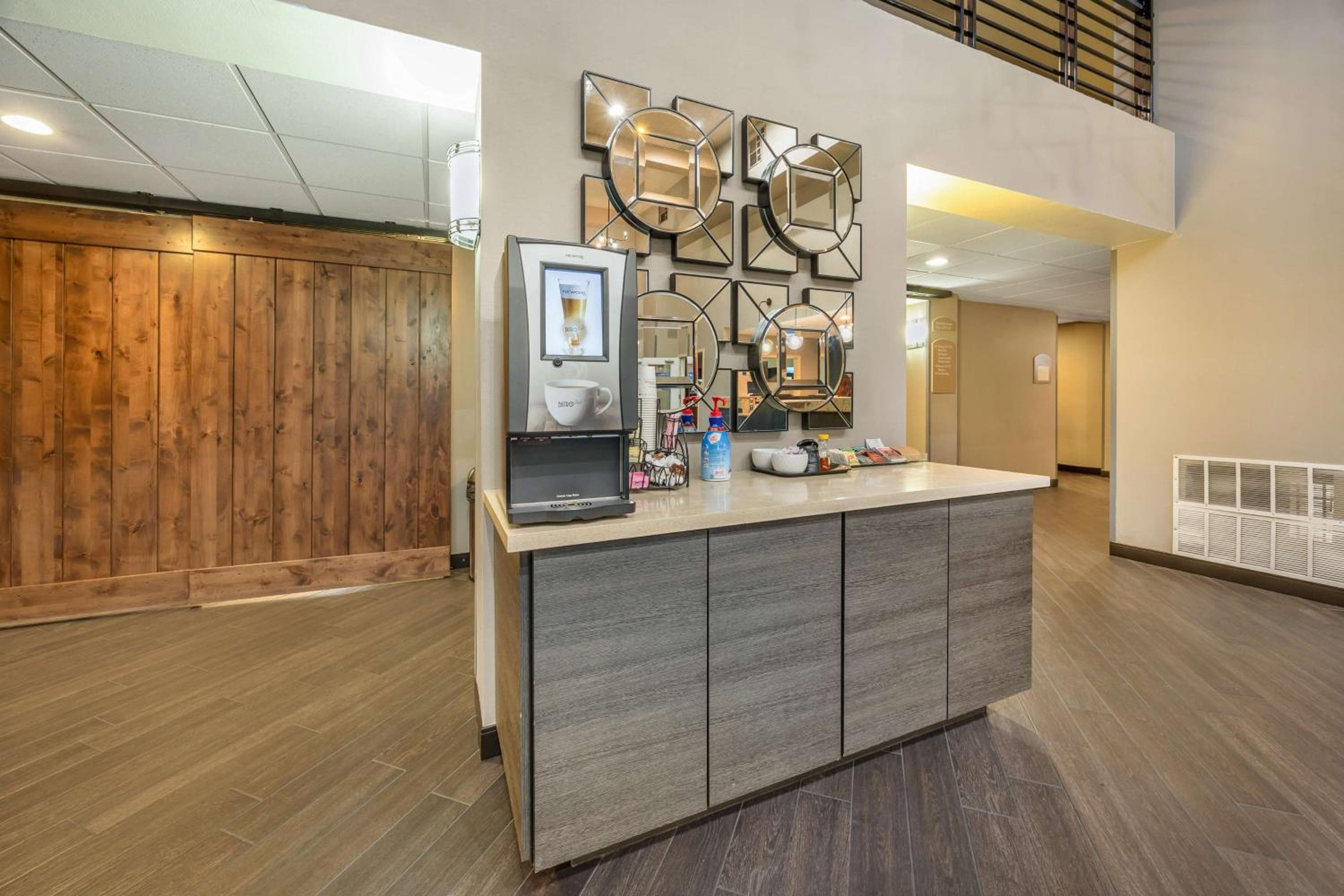 Best Western Plus North Las Vegas Inn & Suites — 5