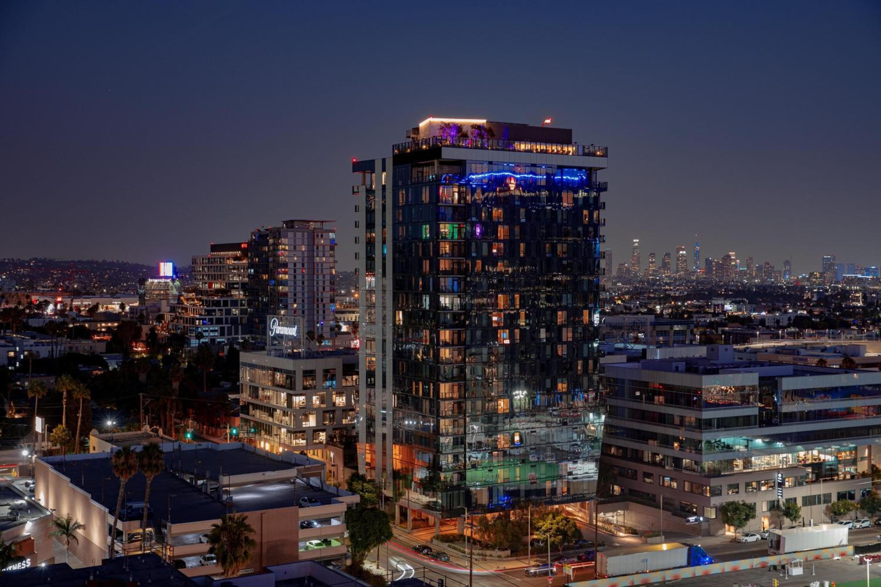 W Hollywood — 16