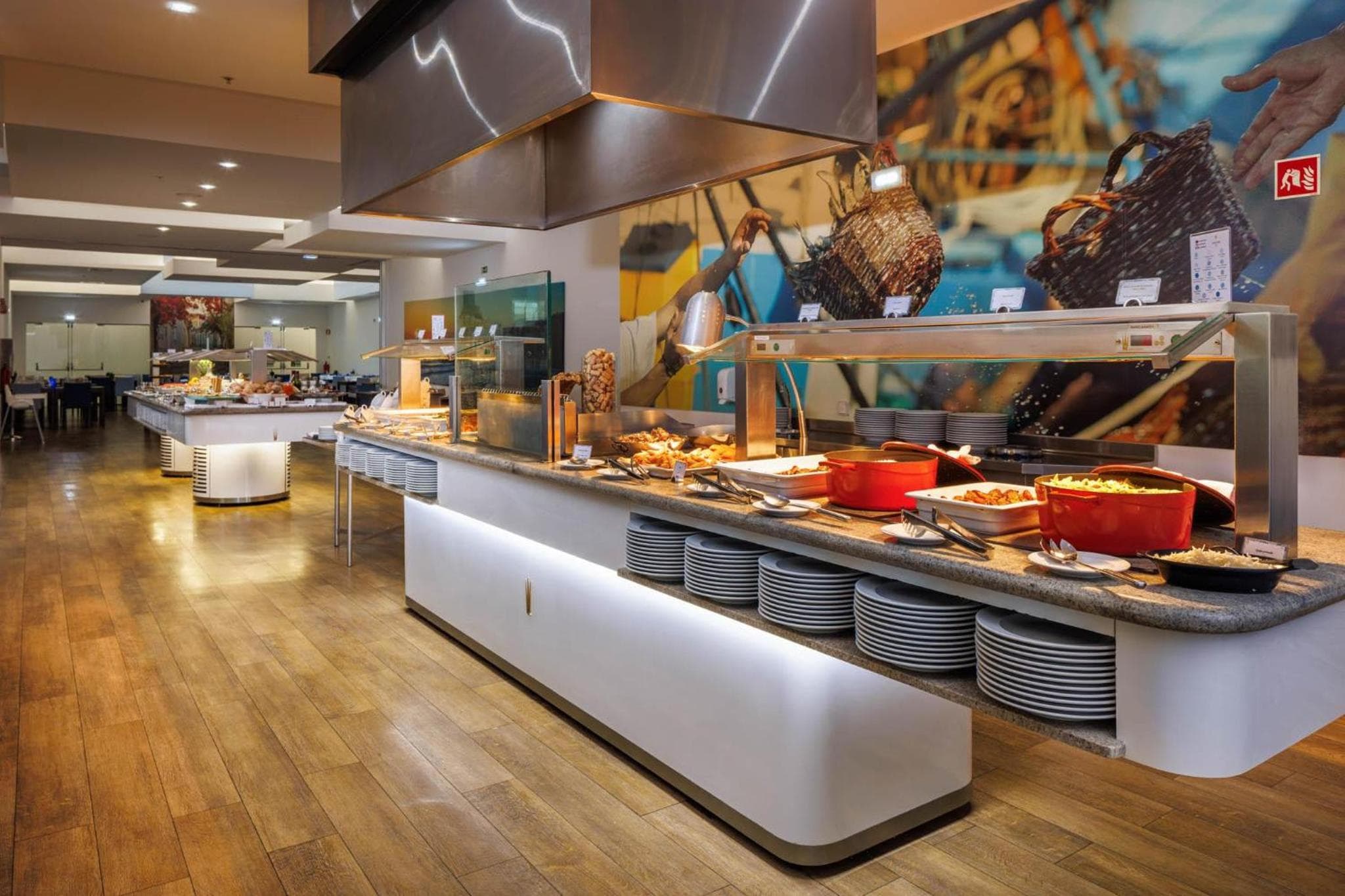 Jupiter Lisboa Hotel - Rooftop & Spa hotel, Avenida da Republica, 46, Lisbon, Portugal — photo 27