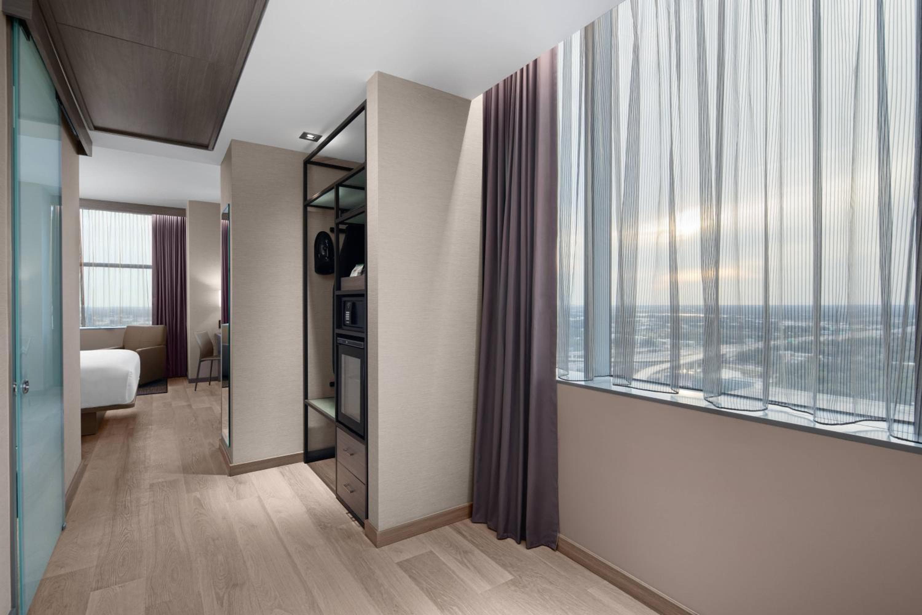 AC Hotel by Marriott Orlando Downtown — 13
