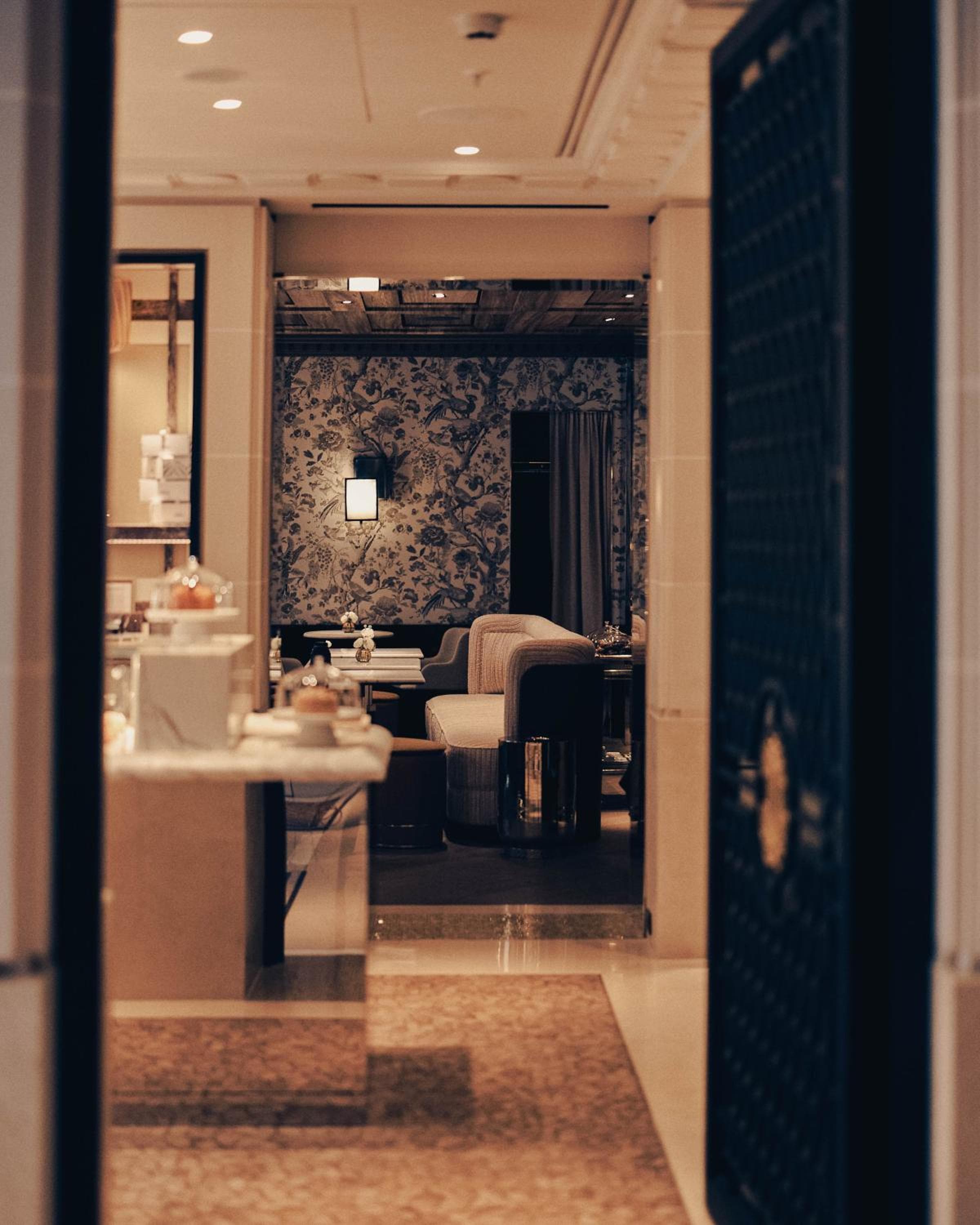 Hotel de Crillon — 9