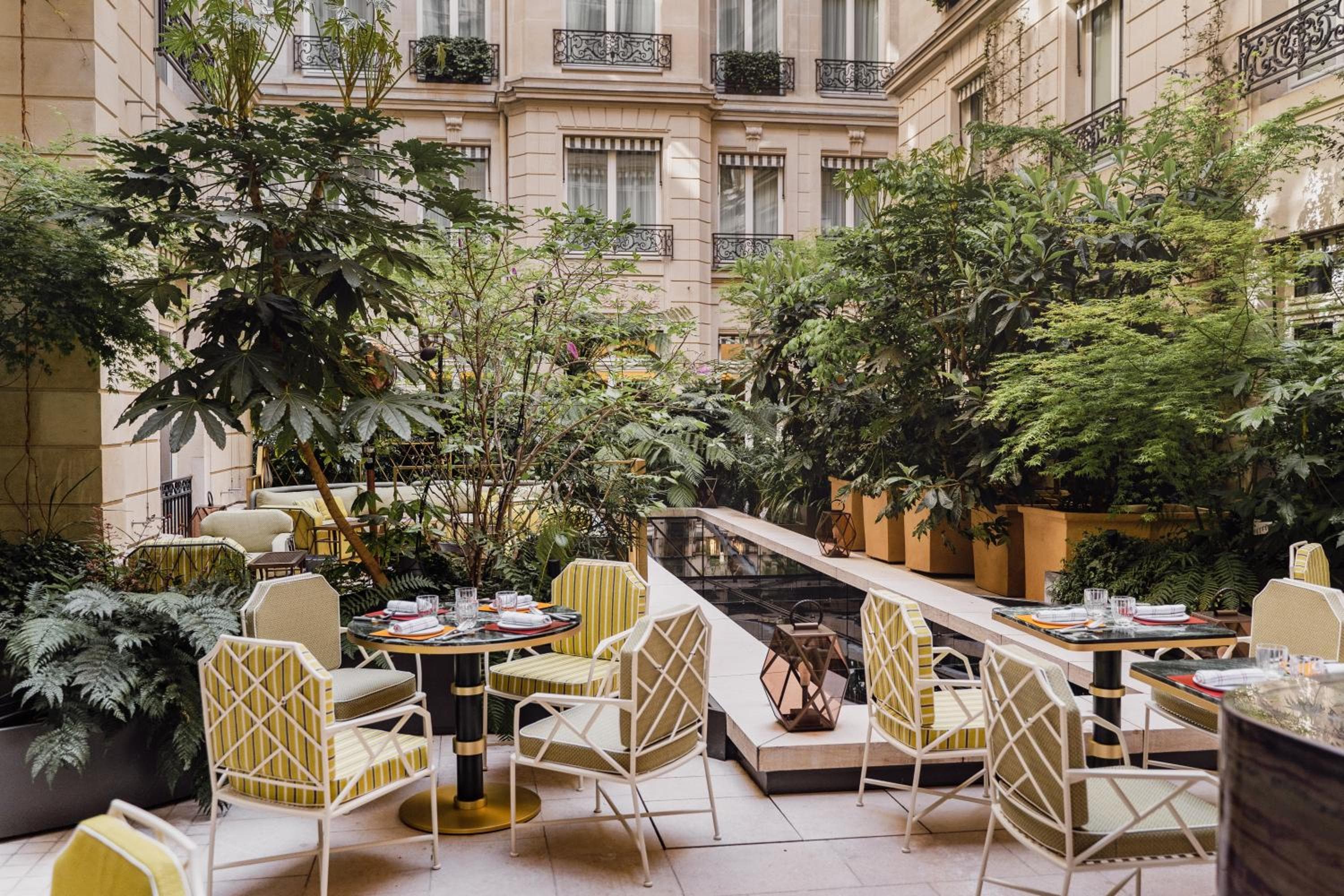 Hotel de Crillon — 20