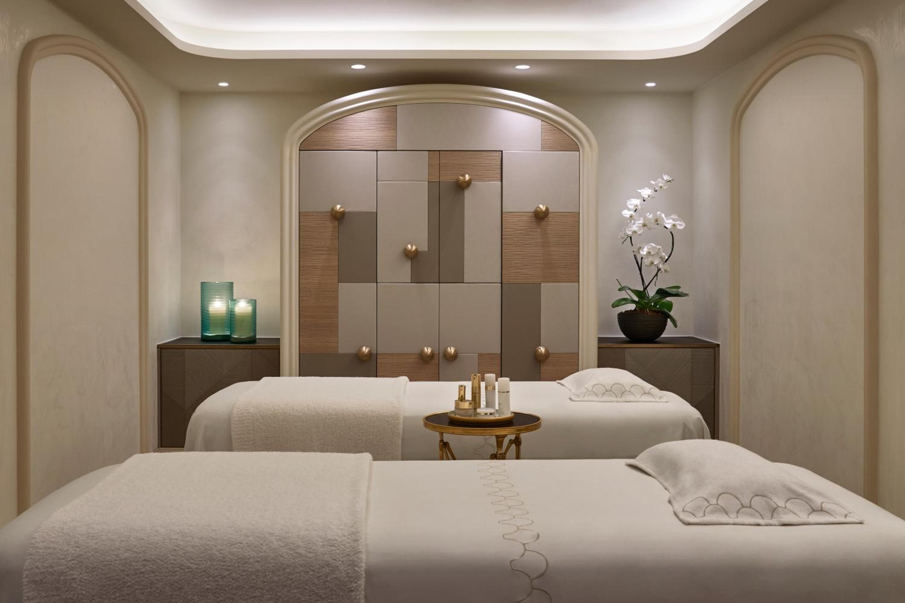 Hotel de Crillon — 14