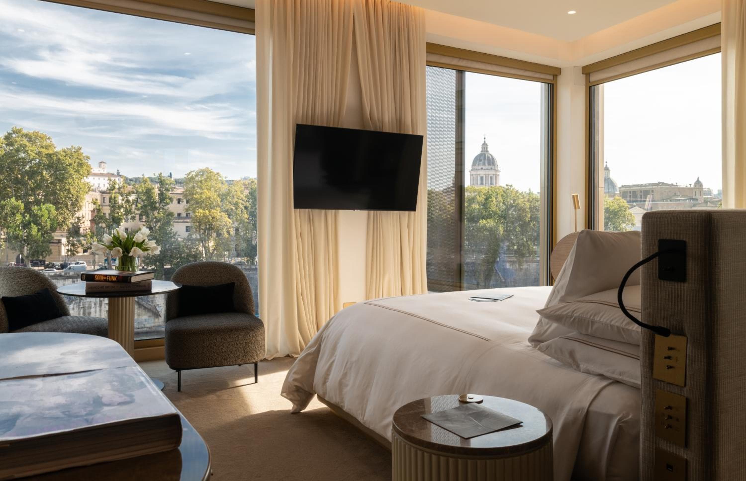 The First Musica - Preferred Hotels & Resorts — 26