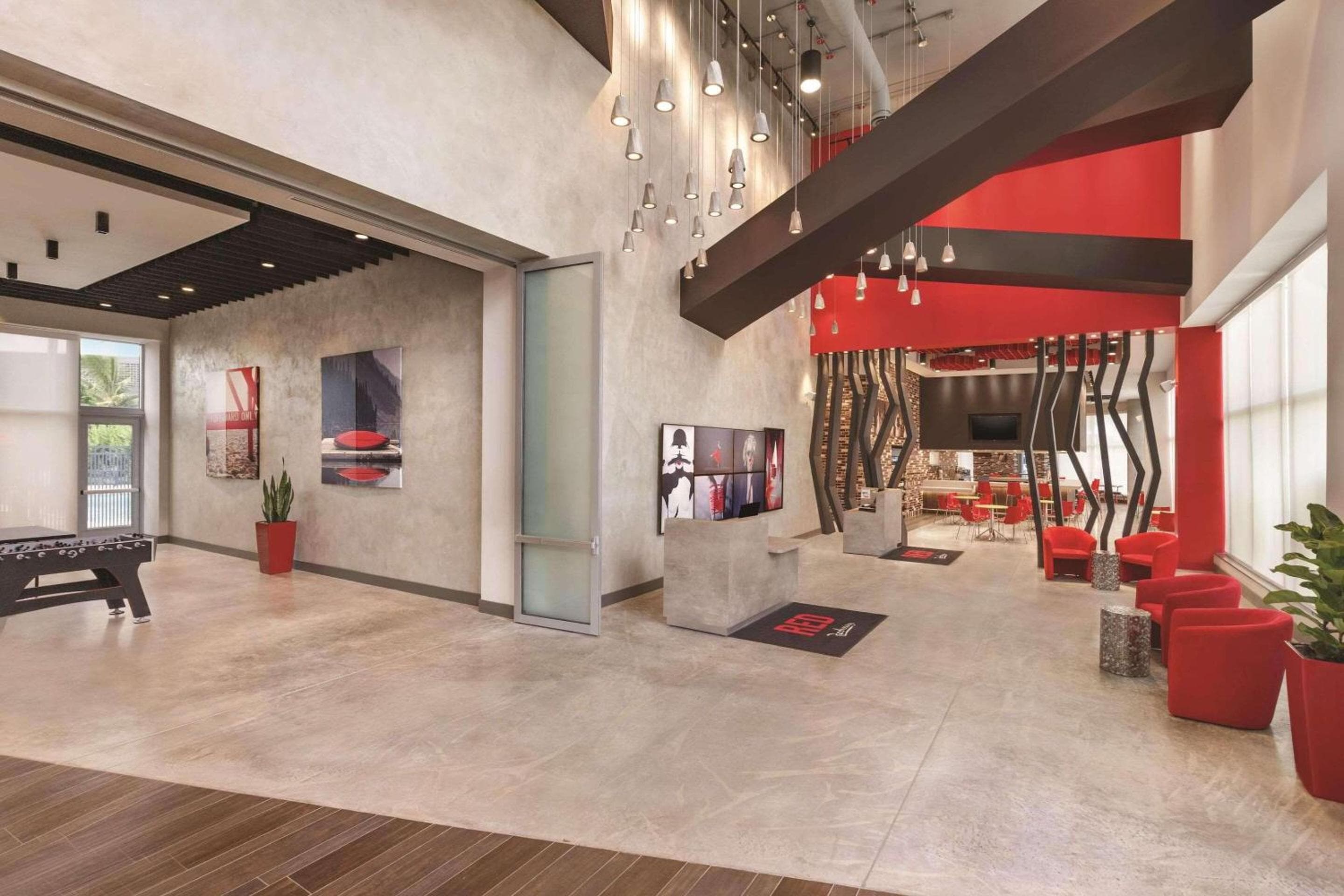 Kompose Boutique Hotel Miami Flughafen — 4
